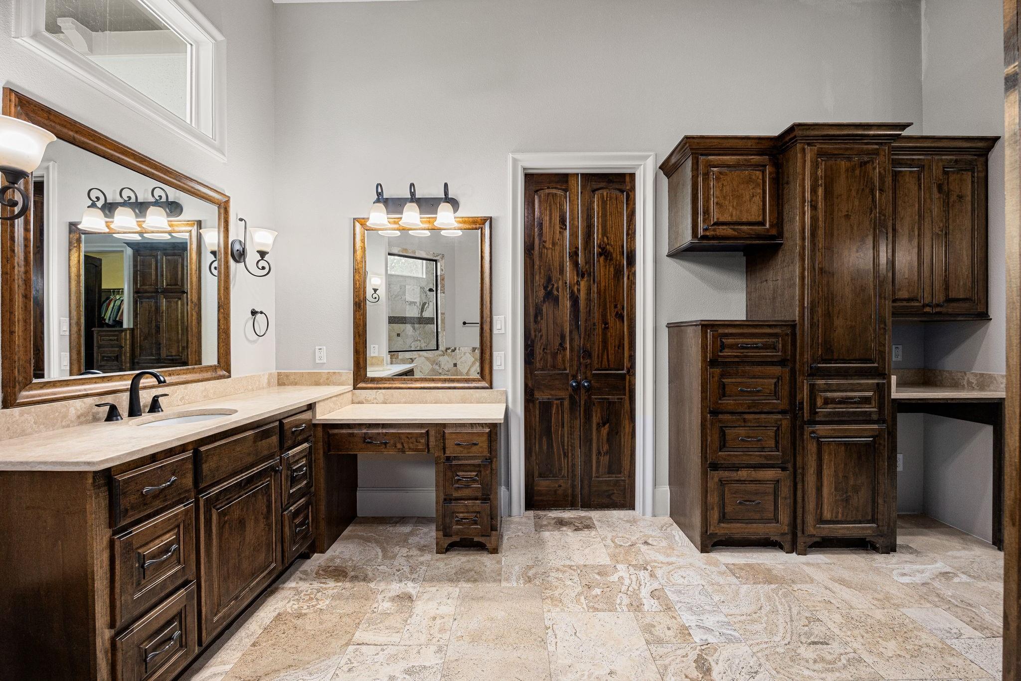 914 Cross Hollow Lane