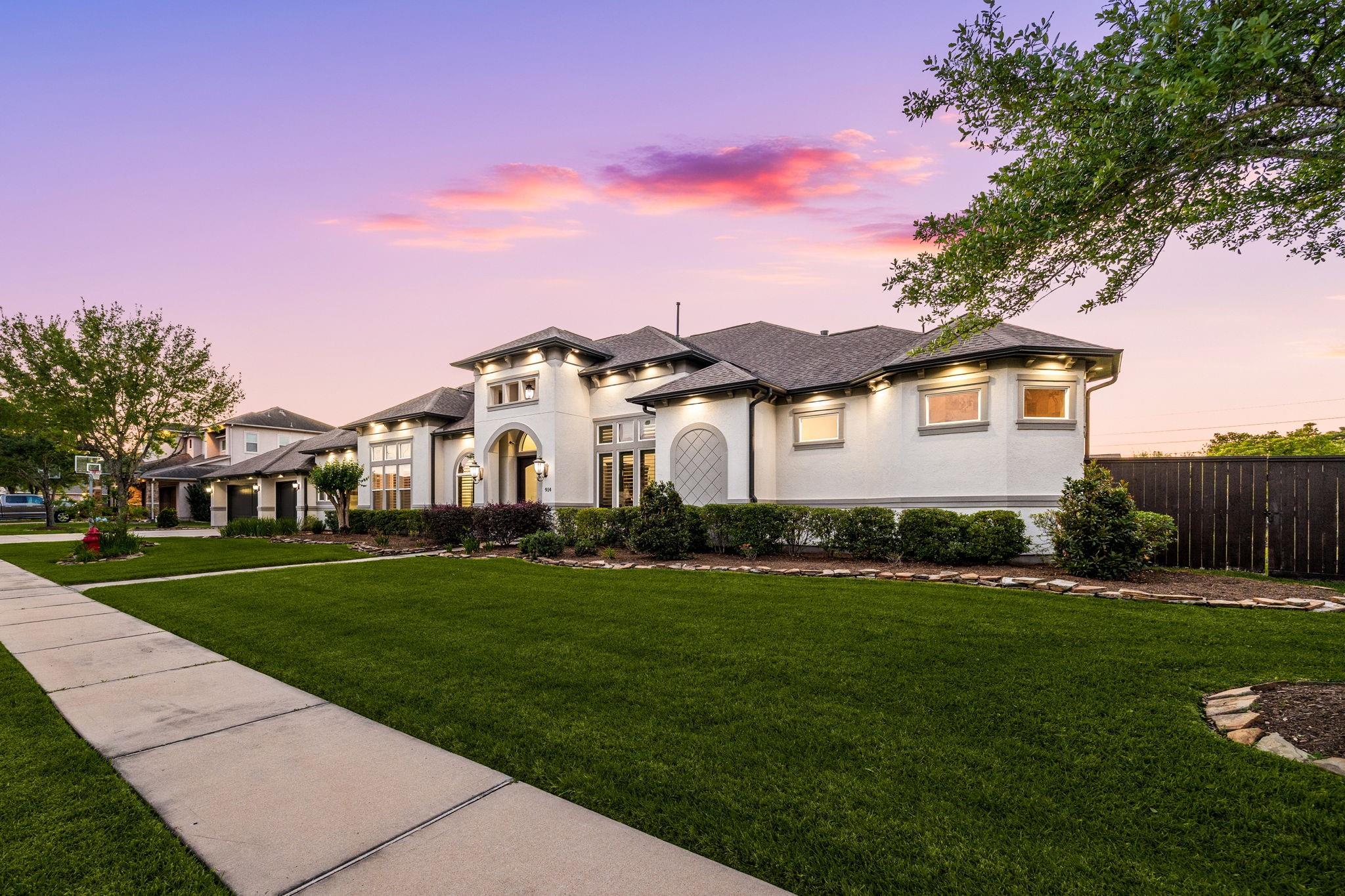 914 Cross Hollow Lane