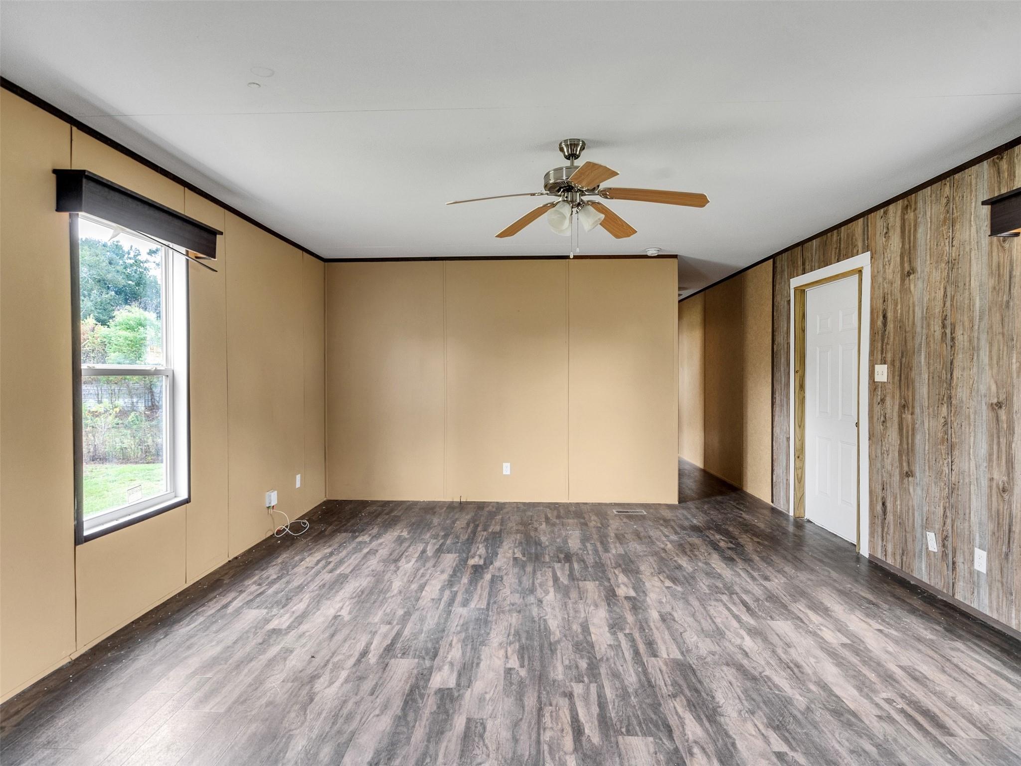 2194 County Road 5017