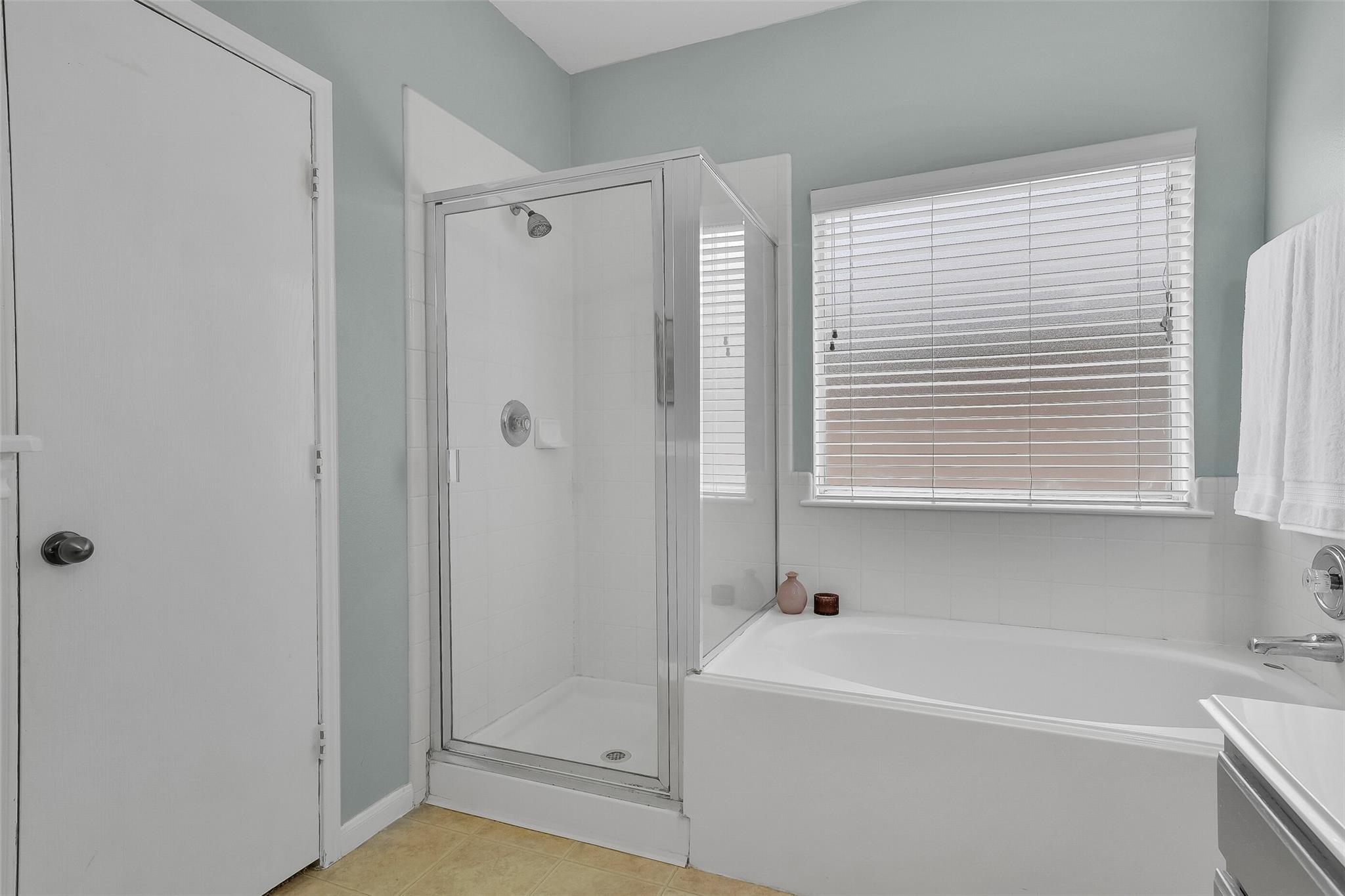 1056 Cabot Cove