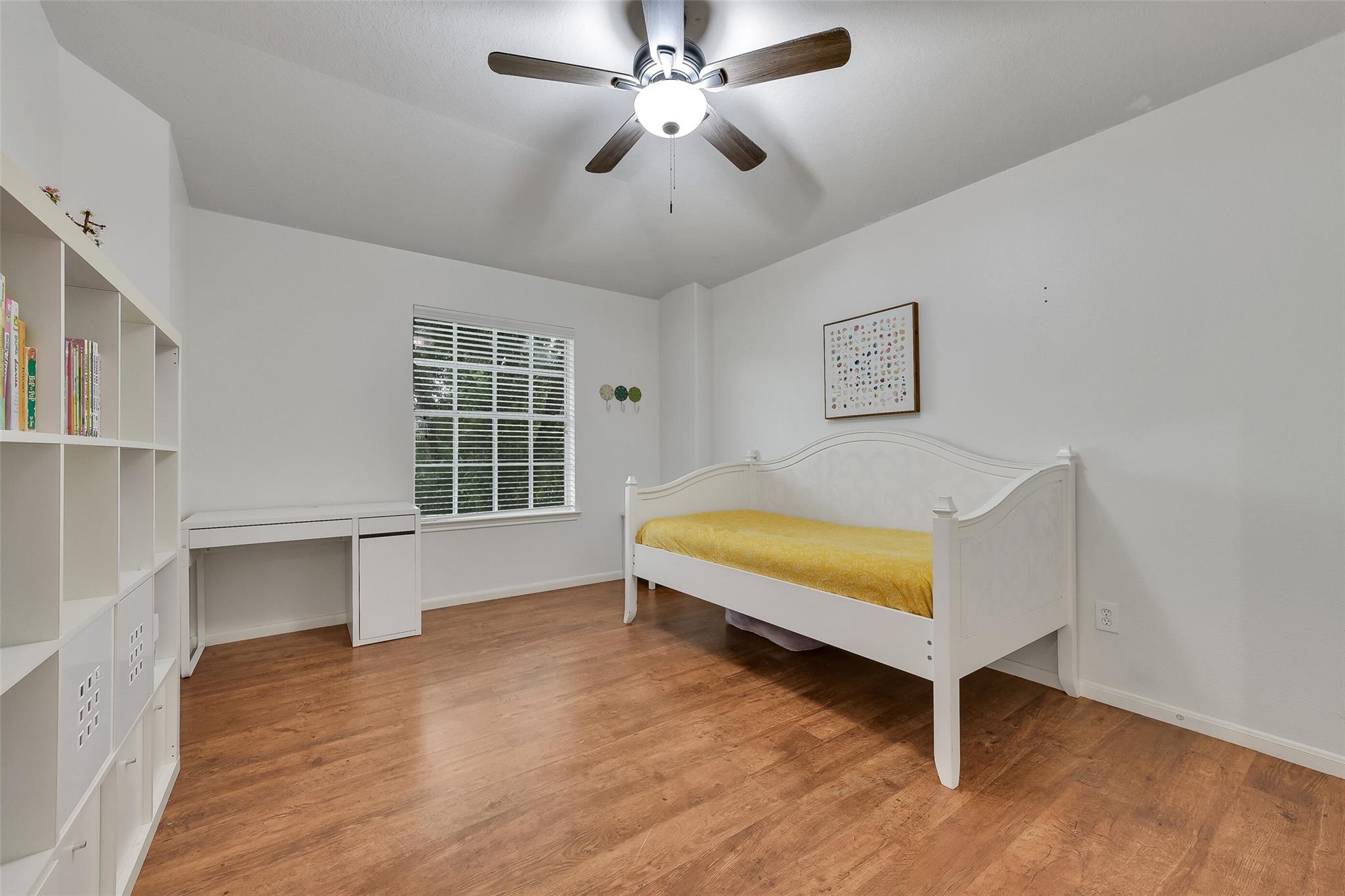 1056 Cabot Cove
