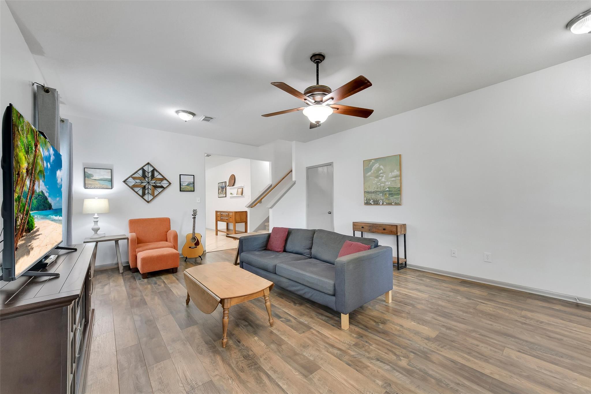 1056 Cabot Cove