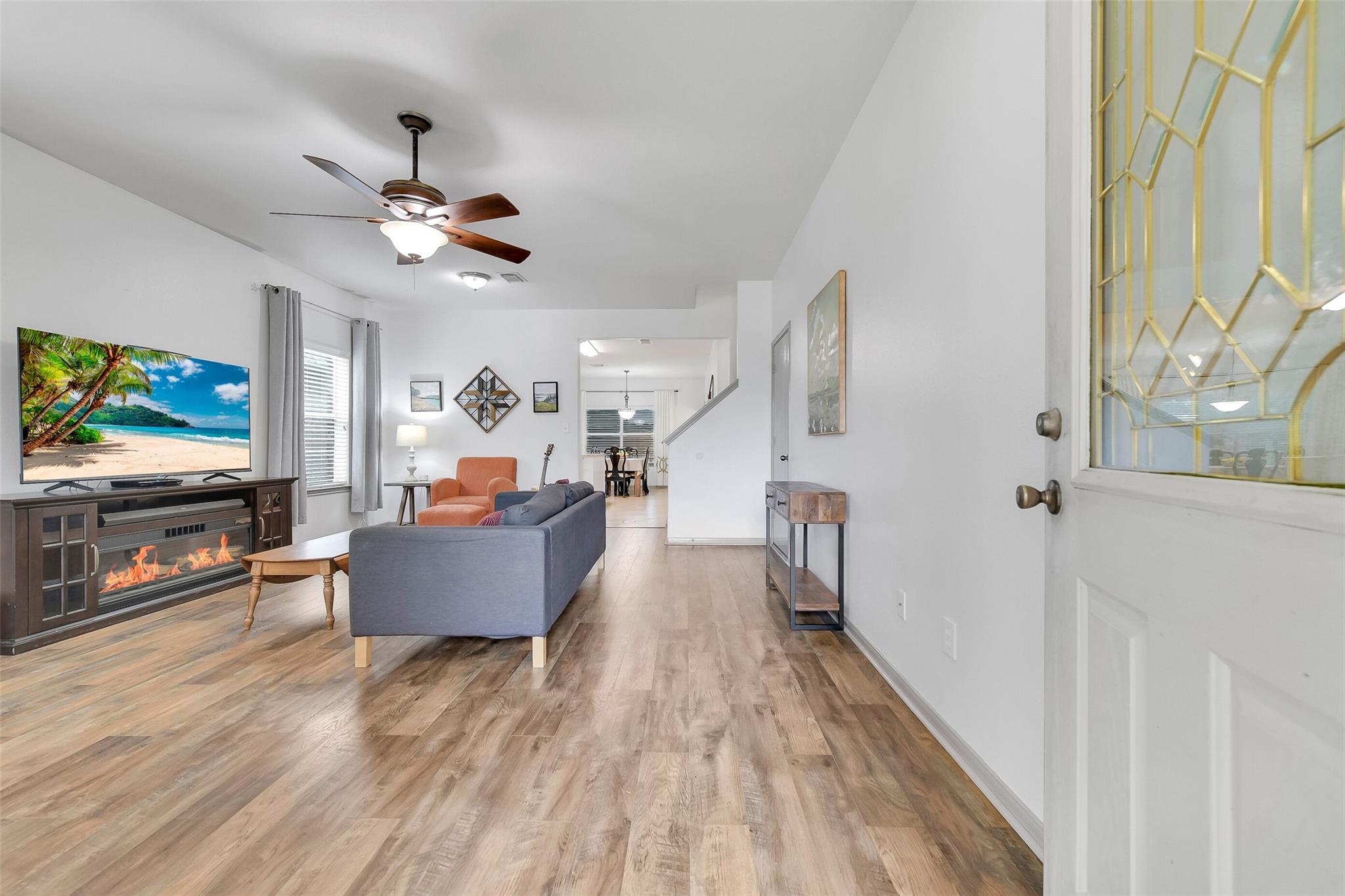 1056 Cabot Cove