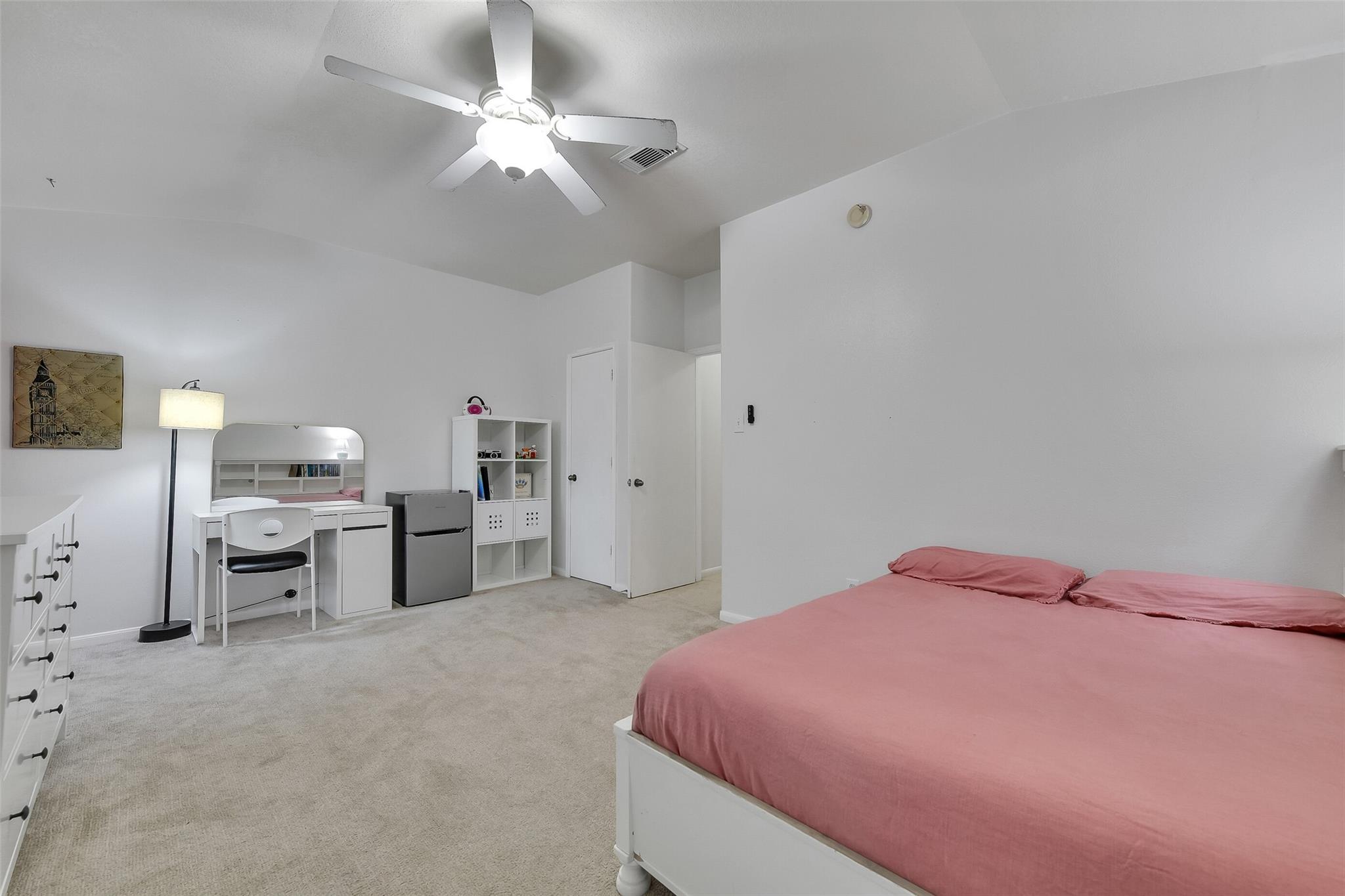 1056 Cabot Cove