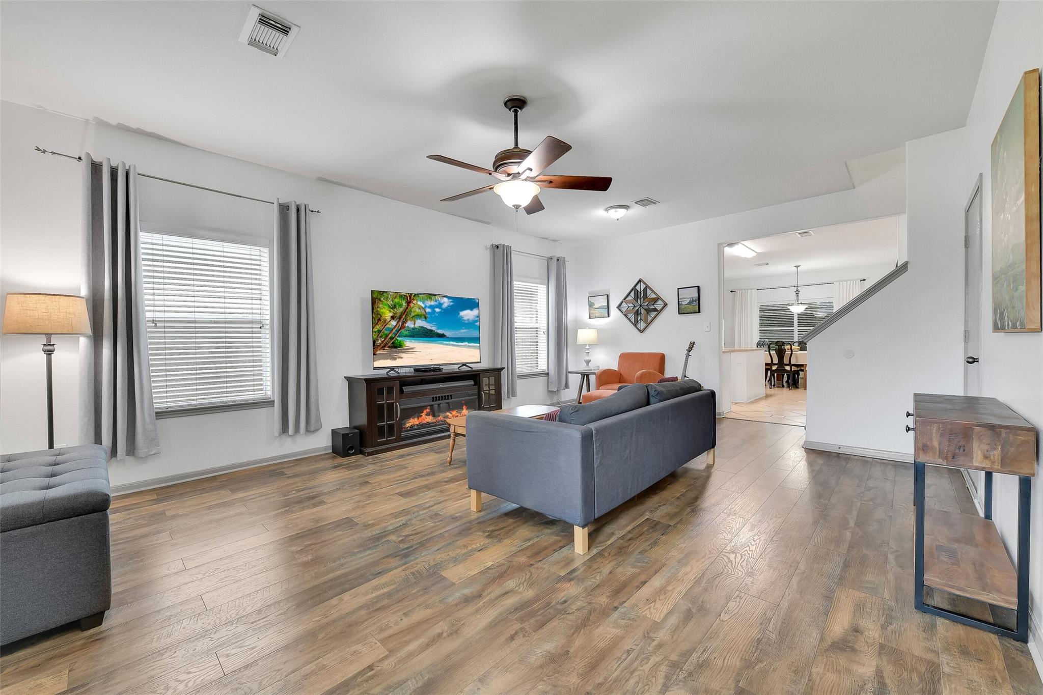 1056 Cabot Cove