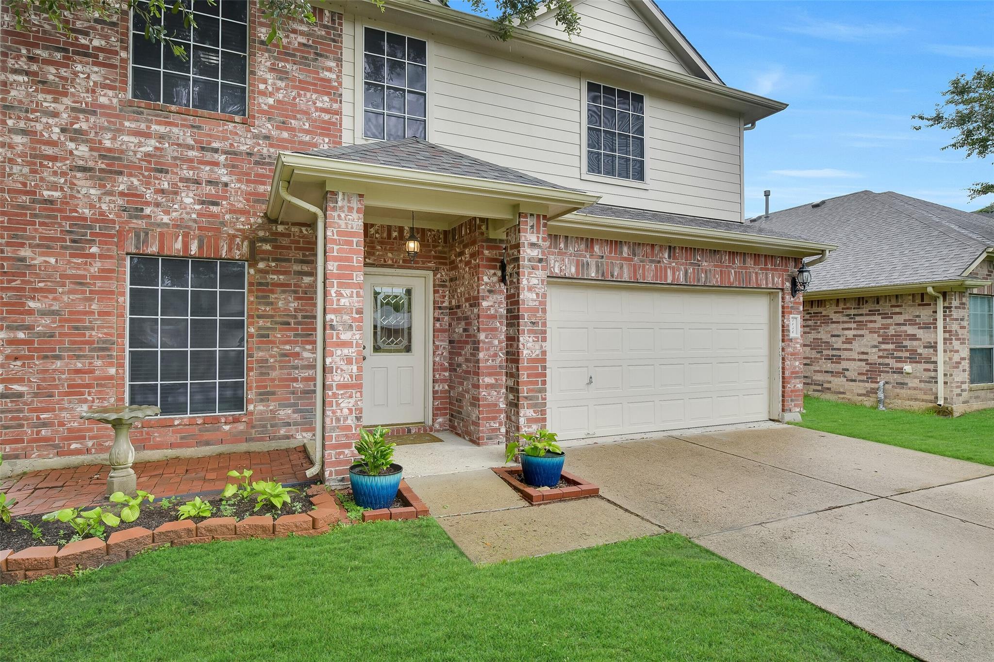 1056 Cabot Cove