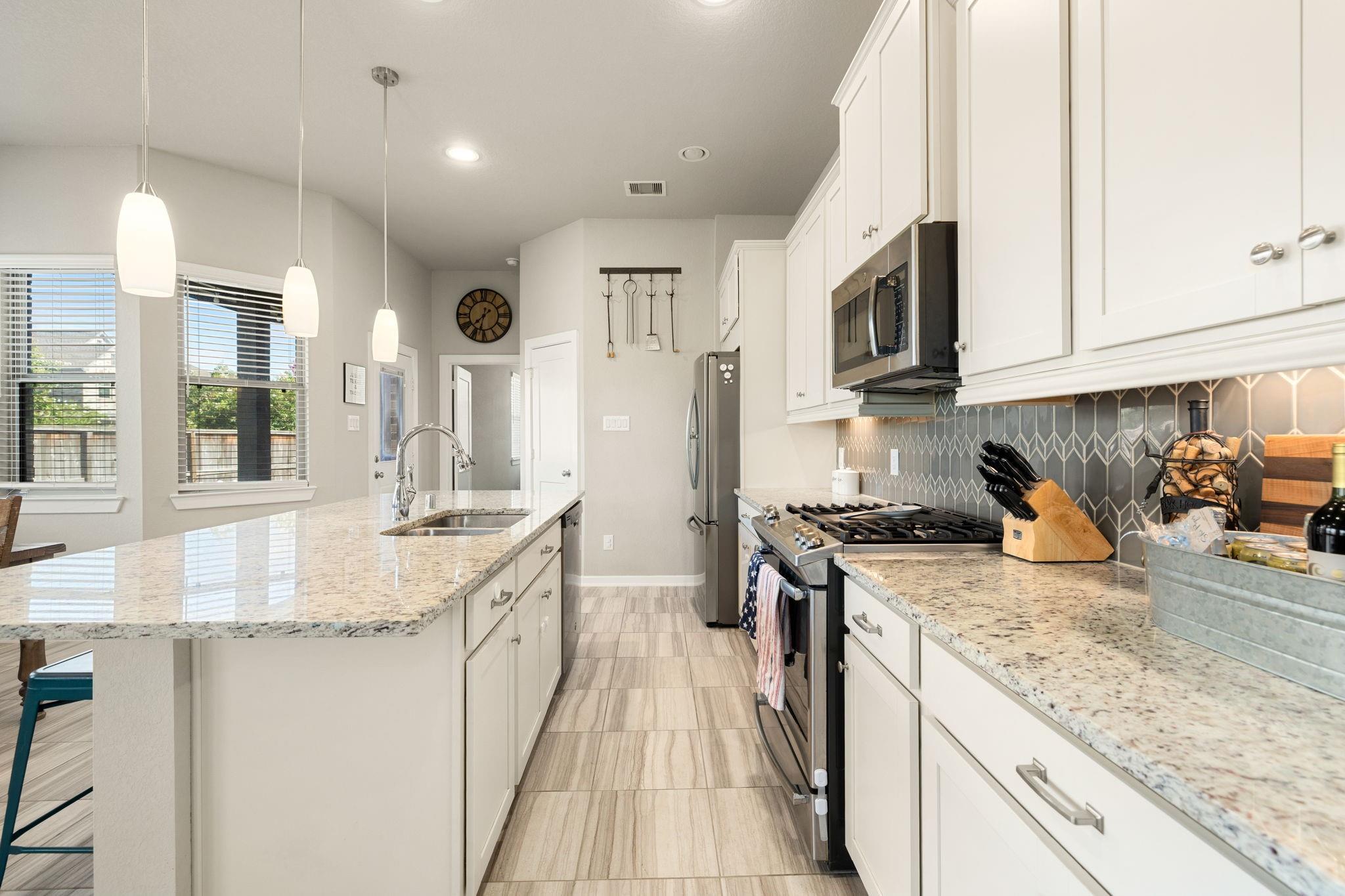 23222 Penstemon Trail