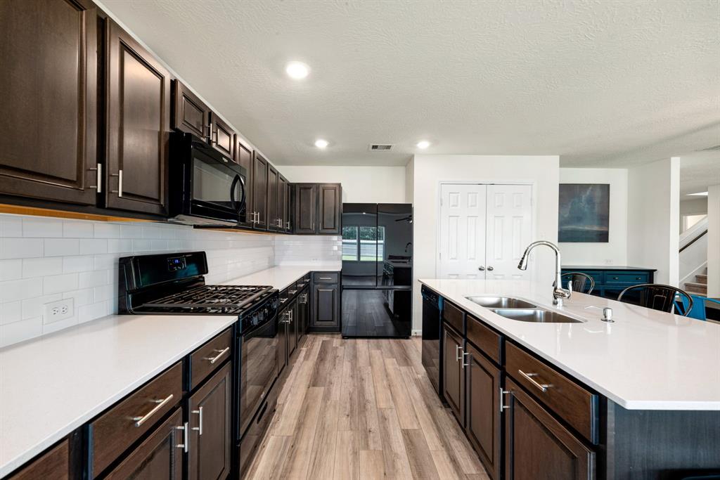 4819 Emerson Manor Drive