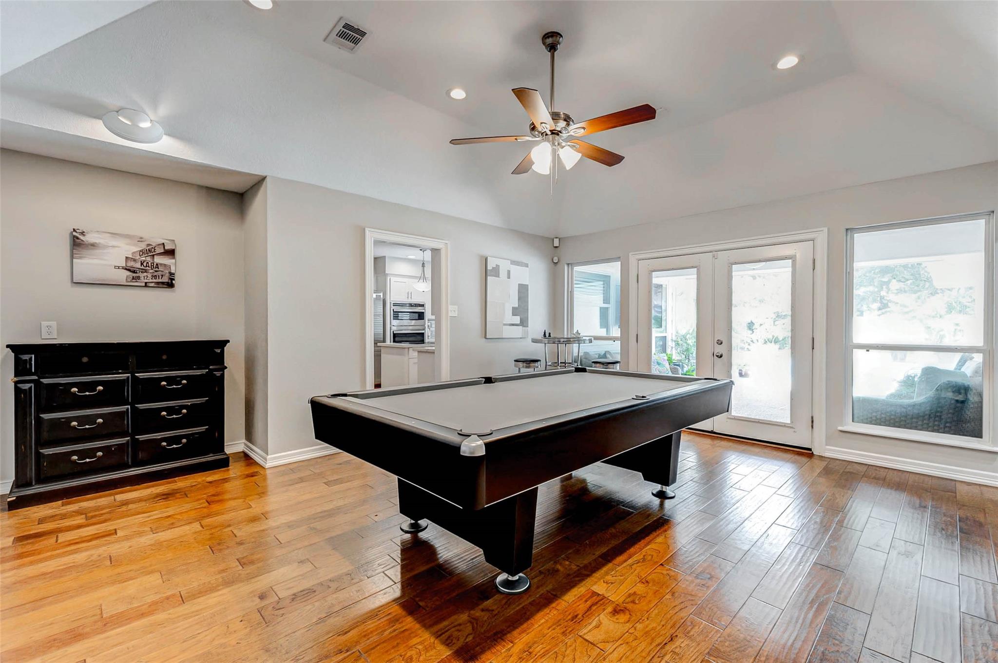 2926 E Elm Circle