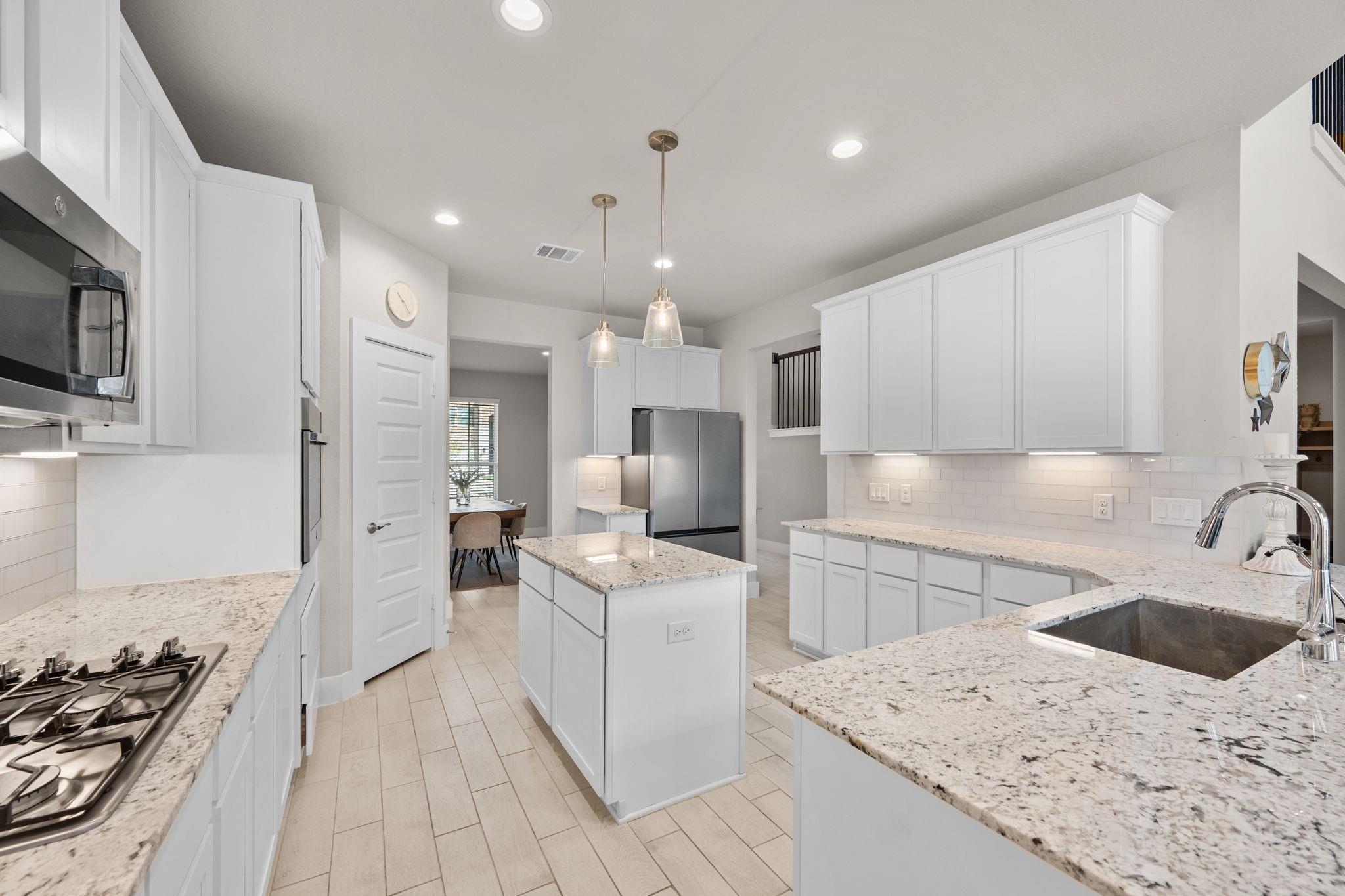 23615 Iris Field Court