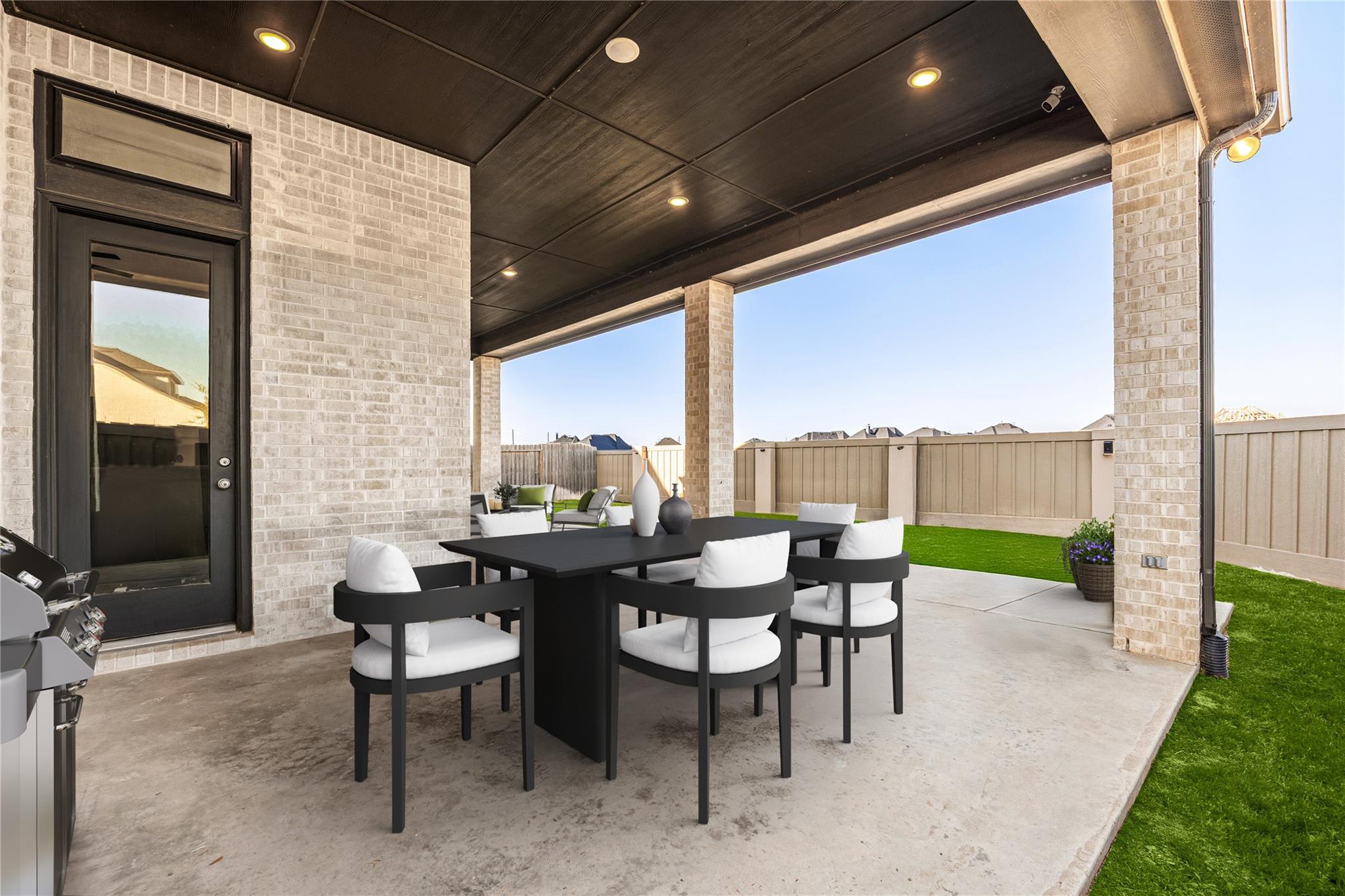 31306 Crescent Hill Drive