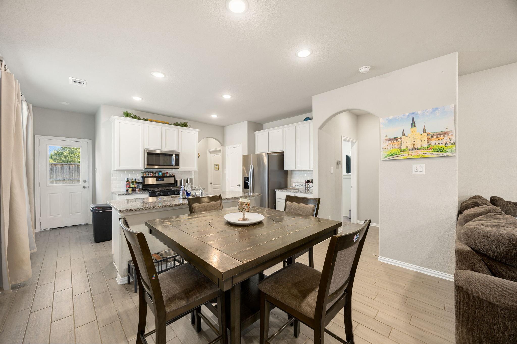 7403 French Quarter Court