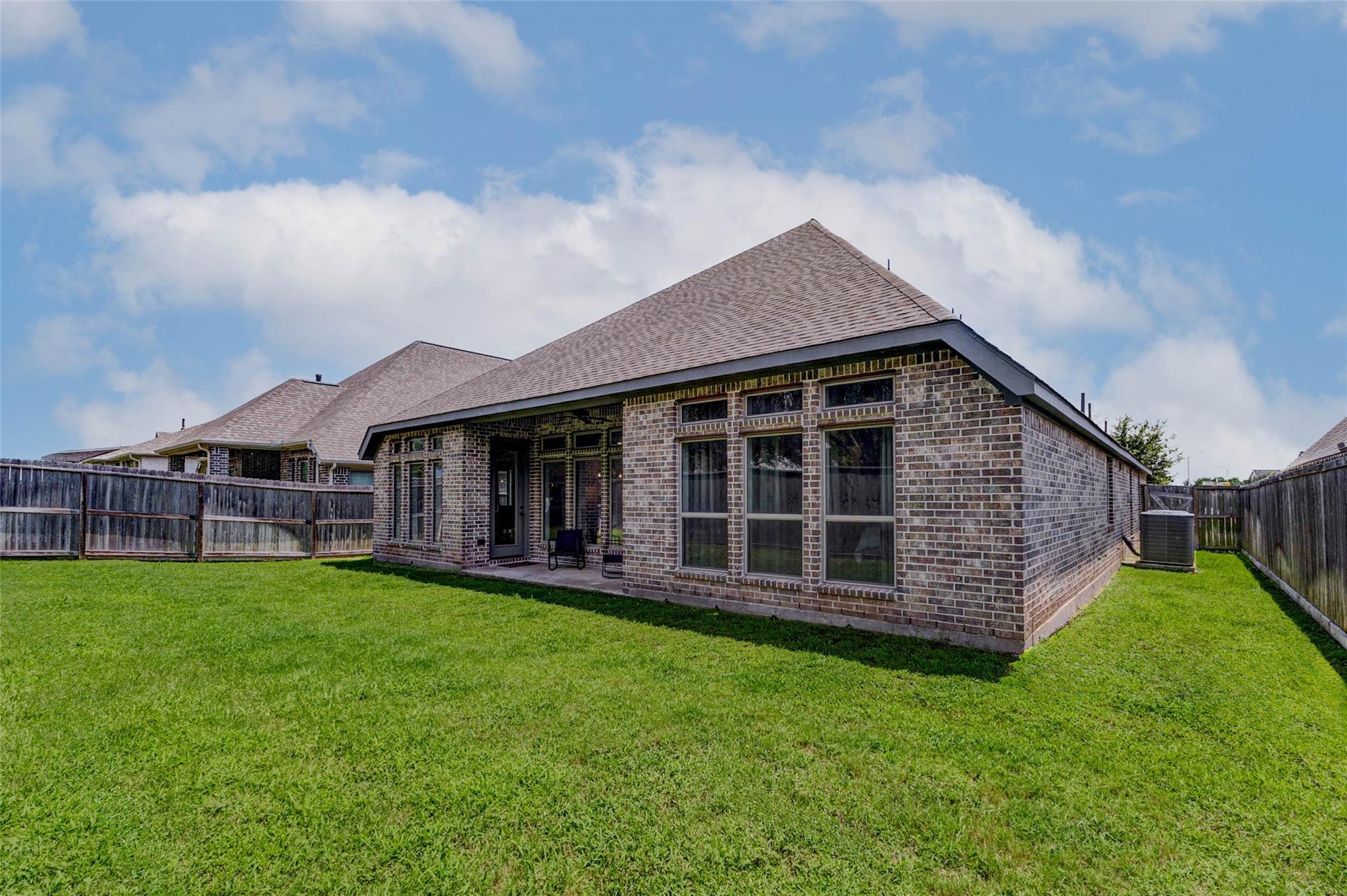 1618 Hackberry Heights Drive