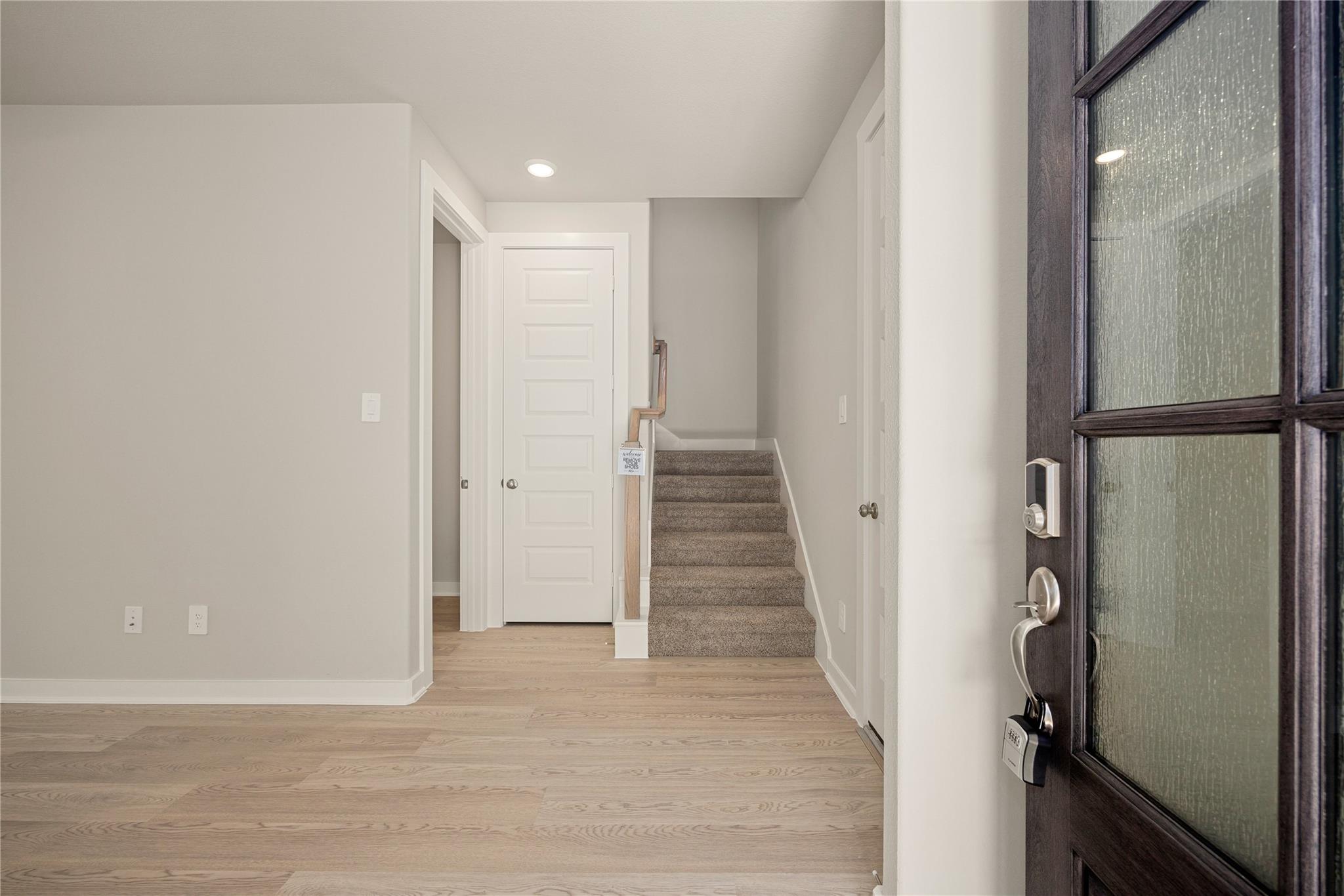 10015 Rustic Charm Street