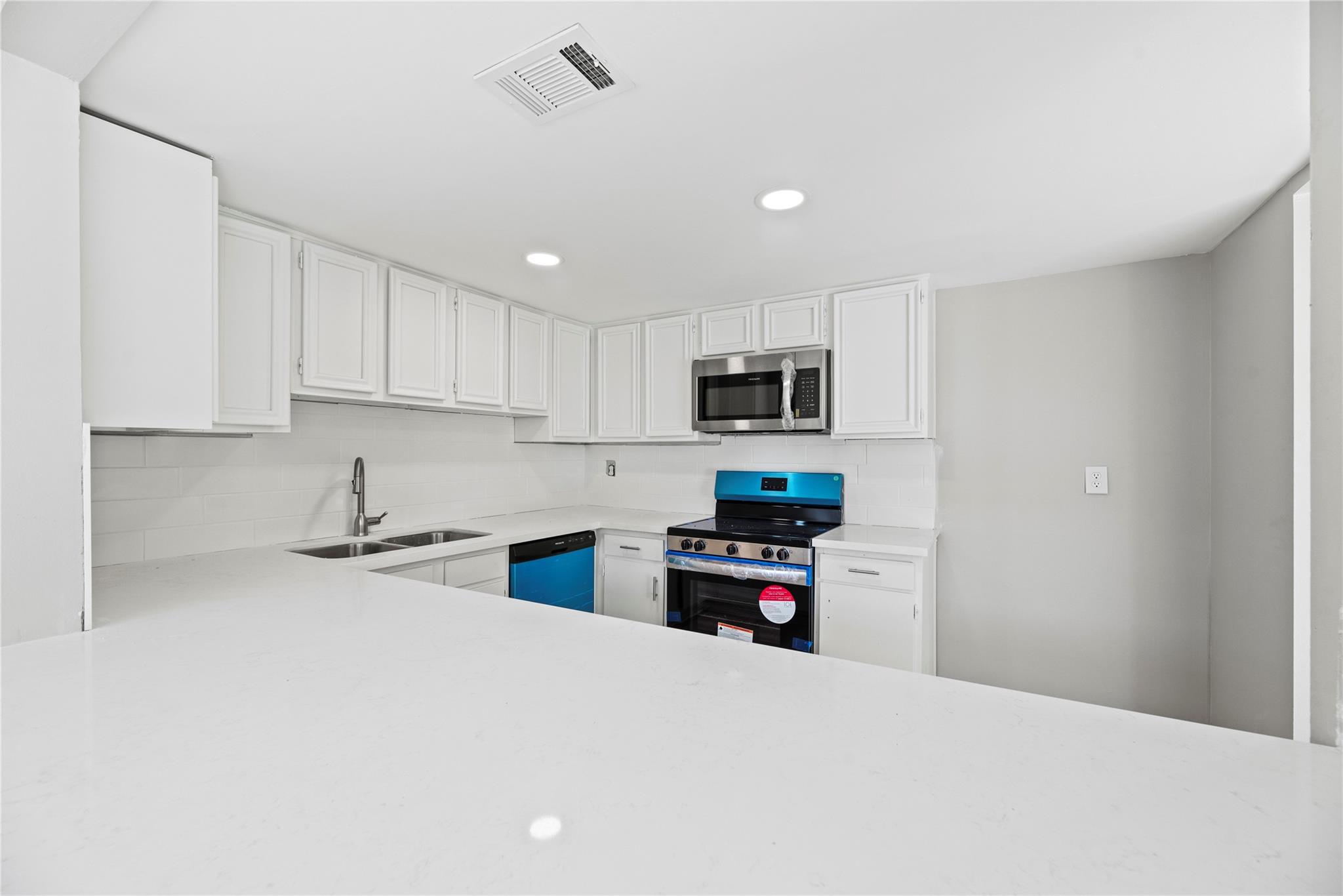 2212 Shadowdale Drive # 358