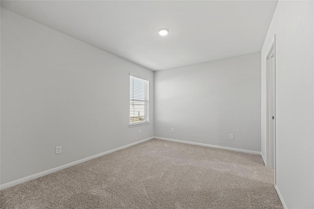 5263 Shallowhurst Lane
