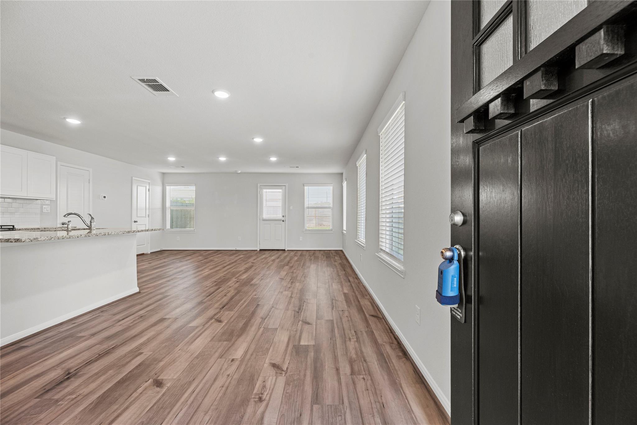 5263 Shallowhurst Lane