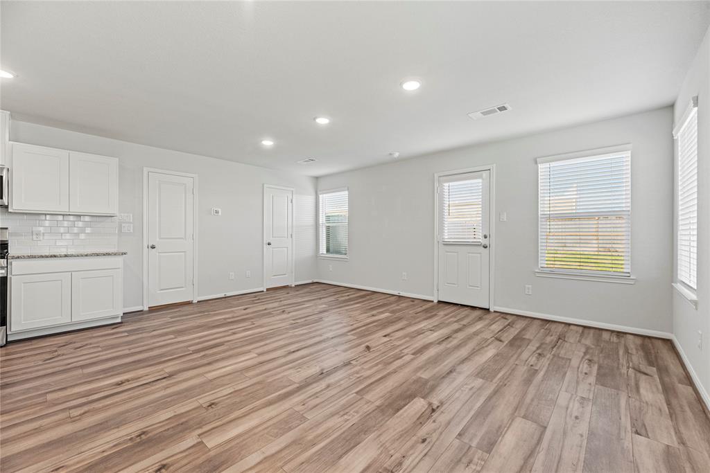 5263 Shallowhurst Lane