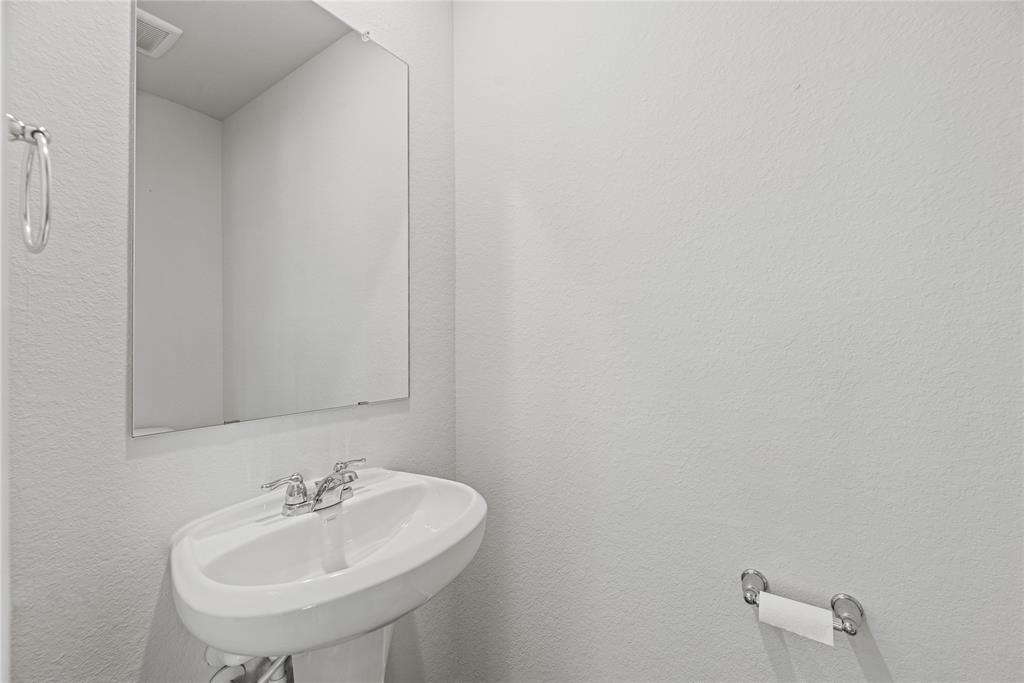 5263 Shallowhurst Lane