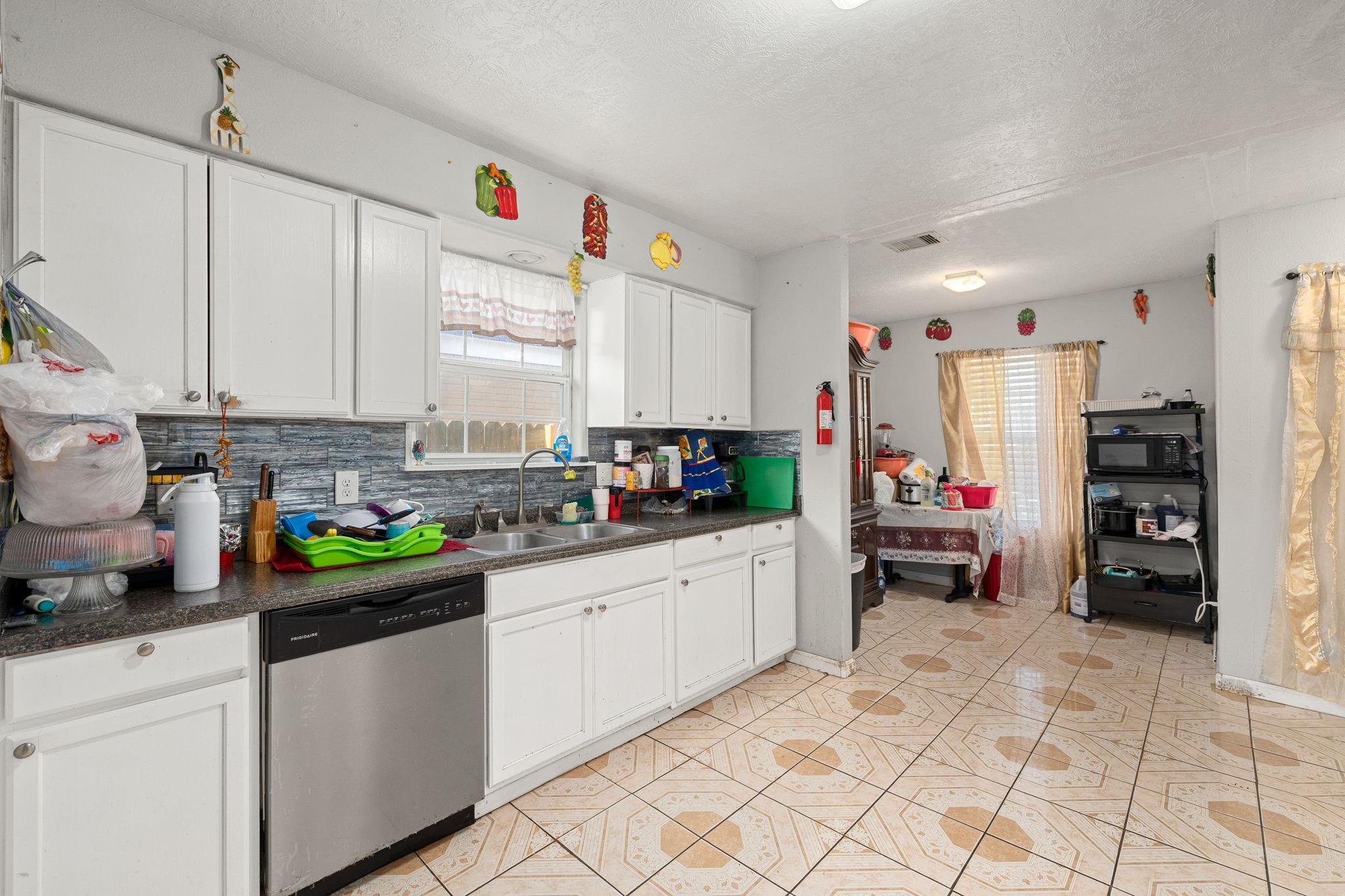 9708 Lockwood Drive