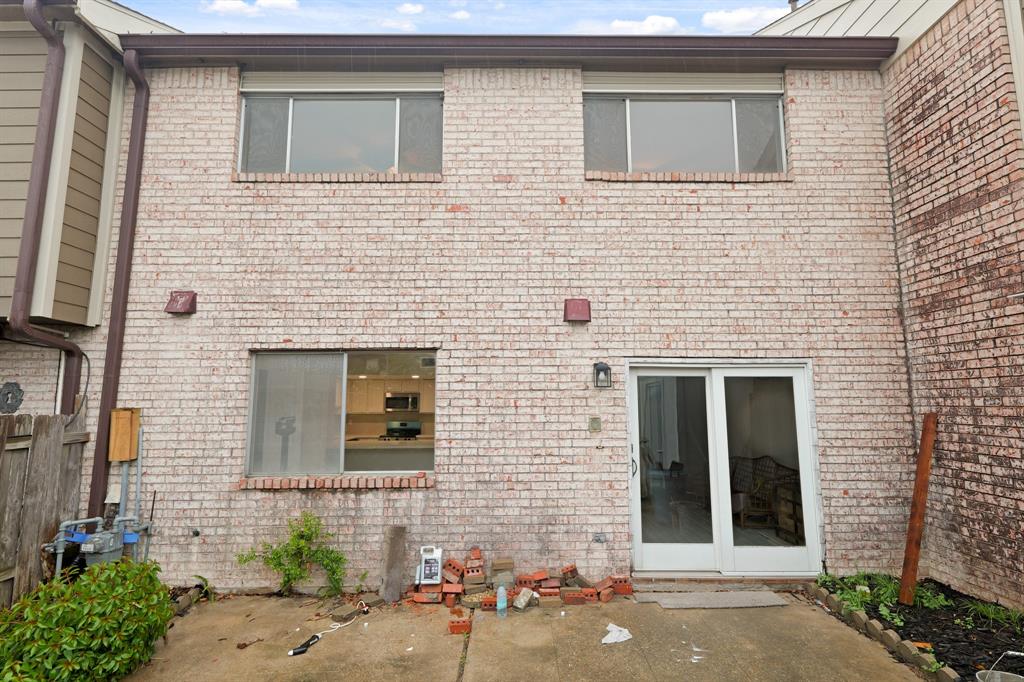 2212 Shadowdale Drive # 358