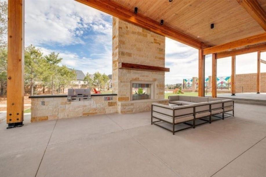 6207 Milbridge Creek