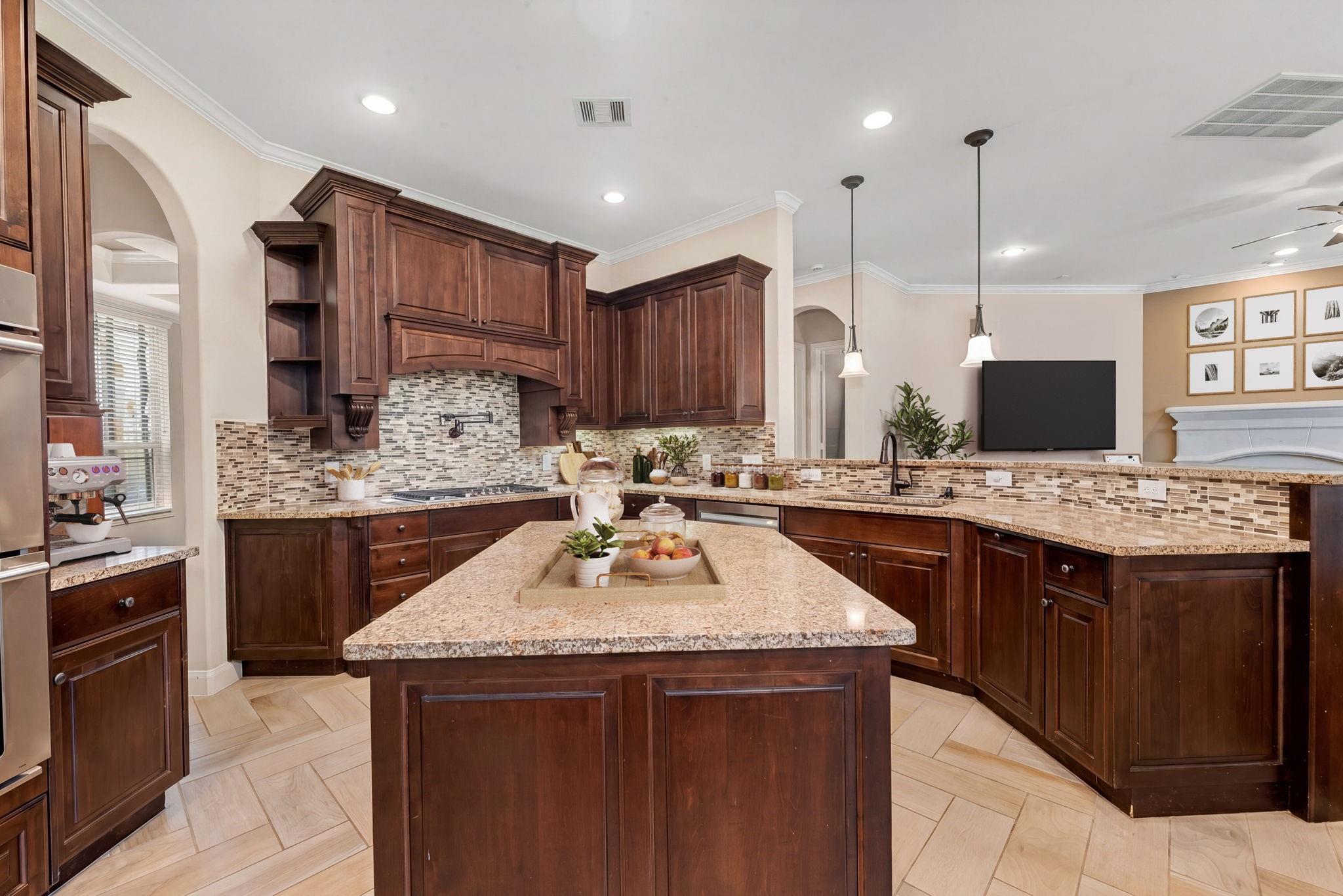 27810 Desert Manor Lane