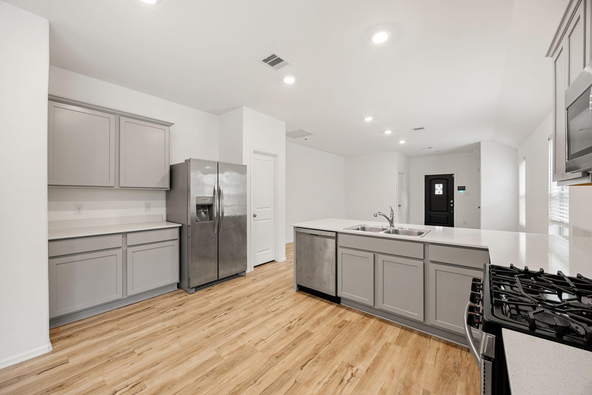 3014 Wedgewood Cove Way