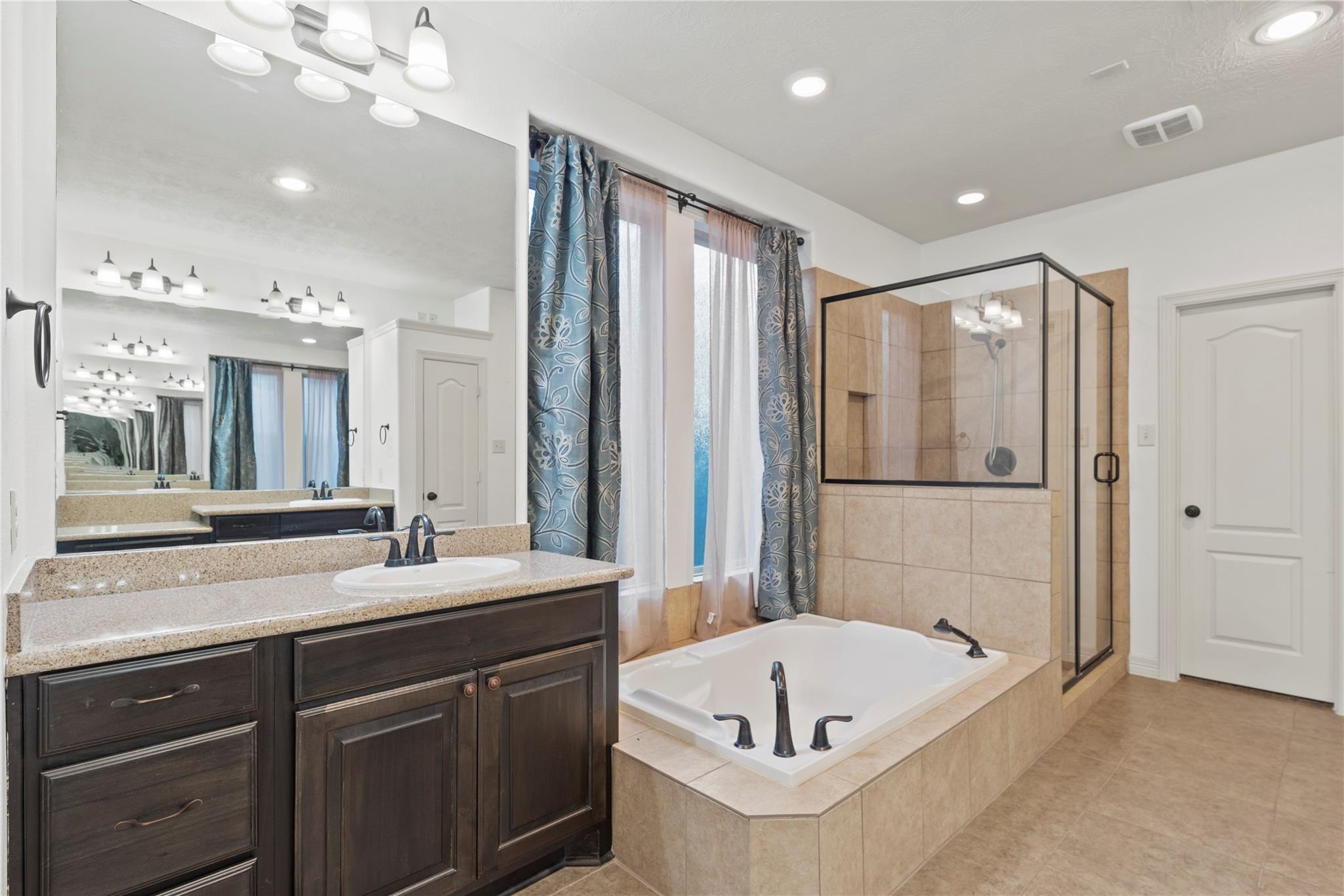 5827 Amherst Farms Lane