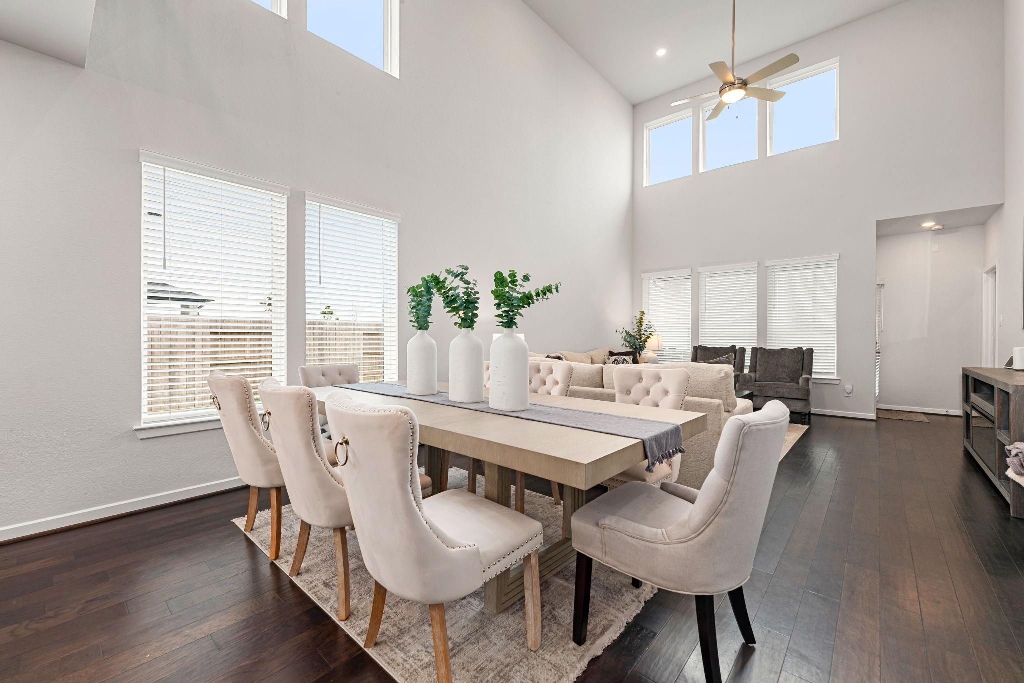 21867 Fitzroy Manor Lane