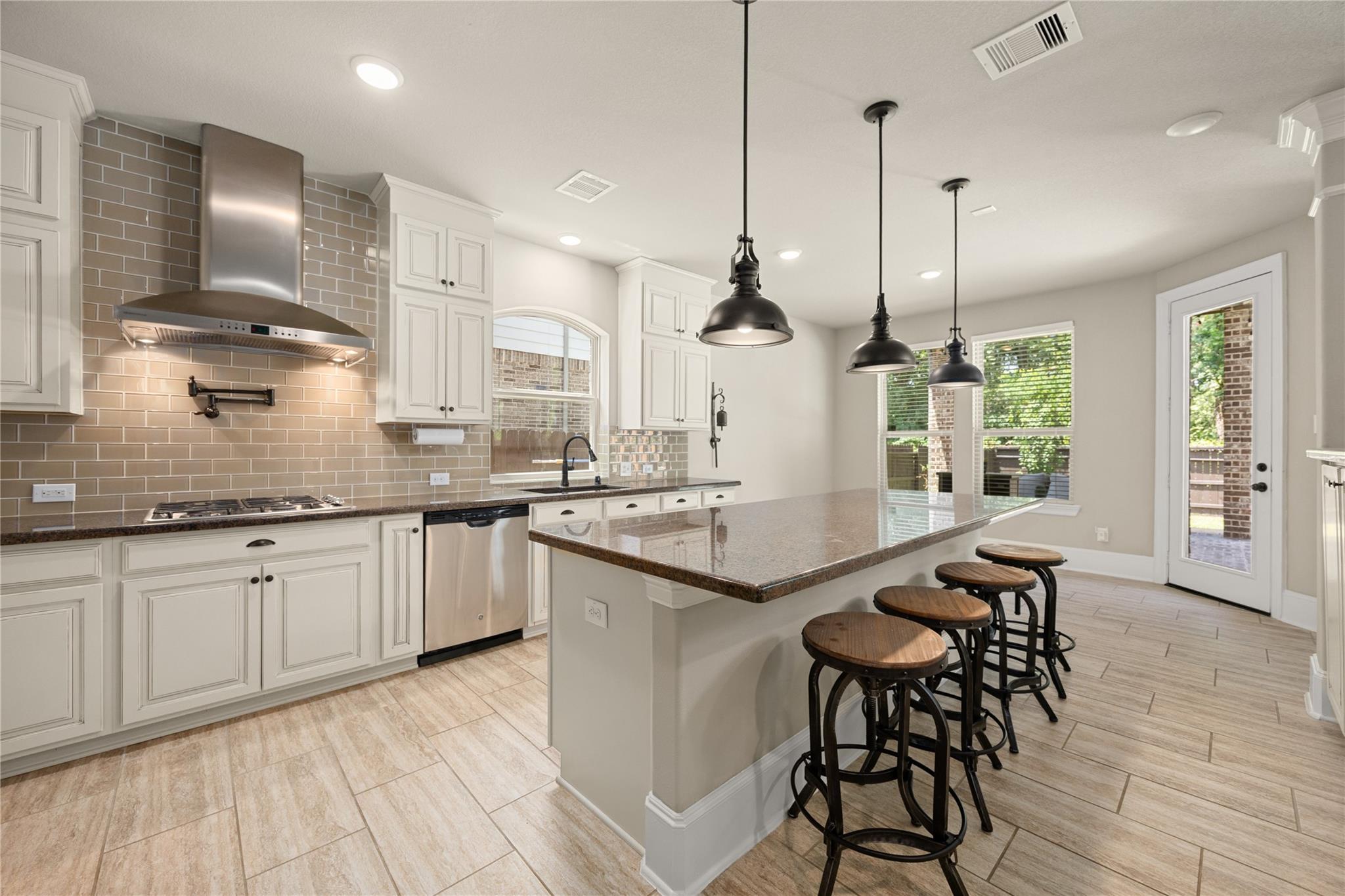 13811 Lake Conner Lane