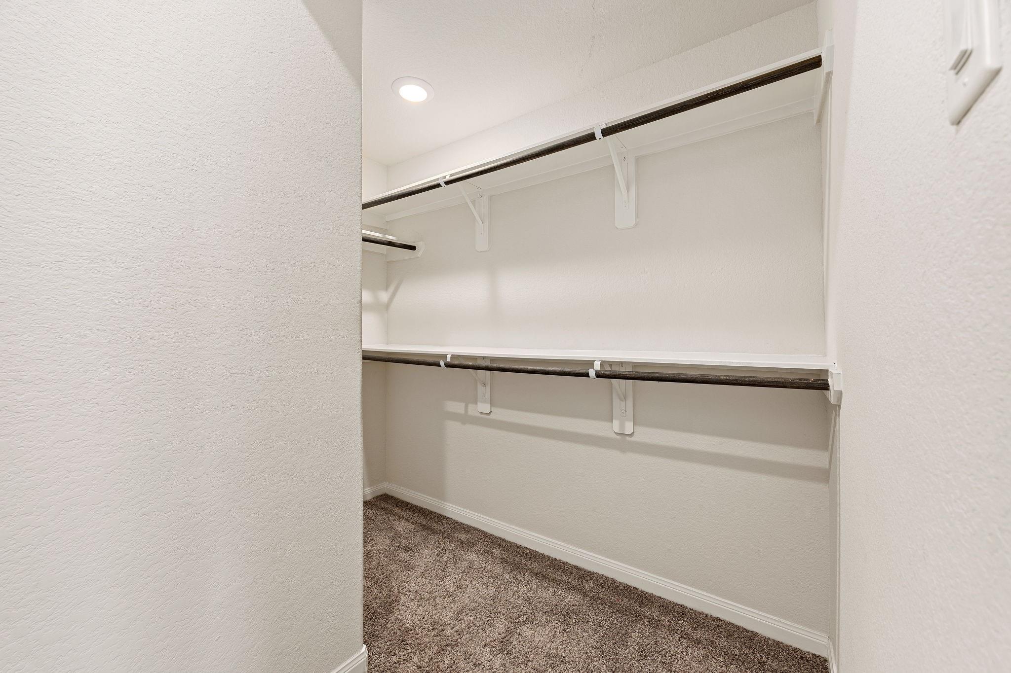 15837 Roberto Clemente Court