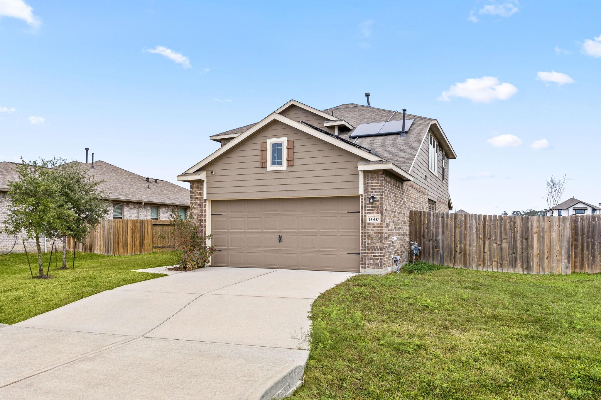 15837 Roberto Clemente Court