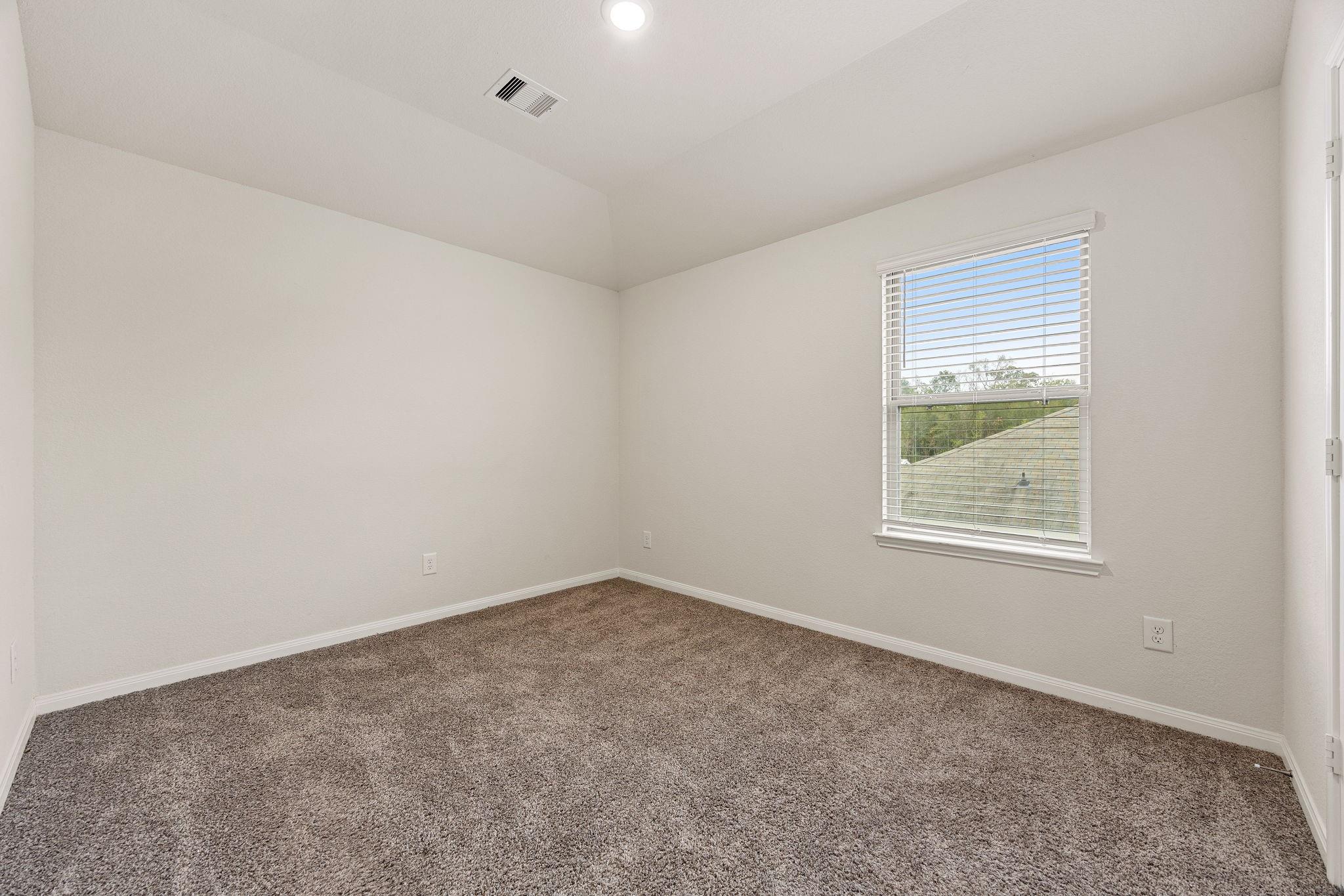 15837 Roberto Clemente Court