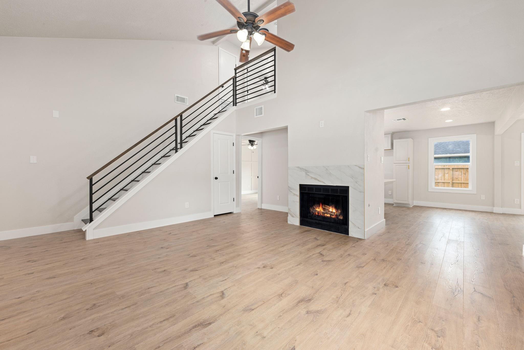90 W High Oaks Circle