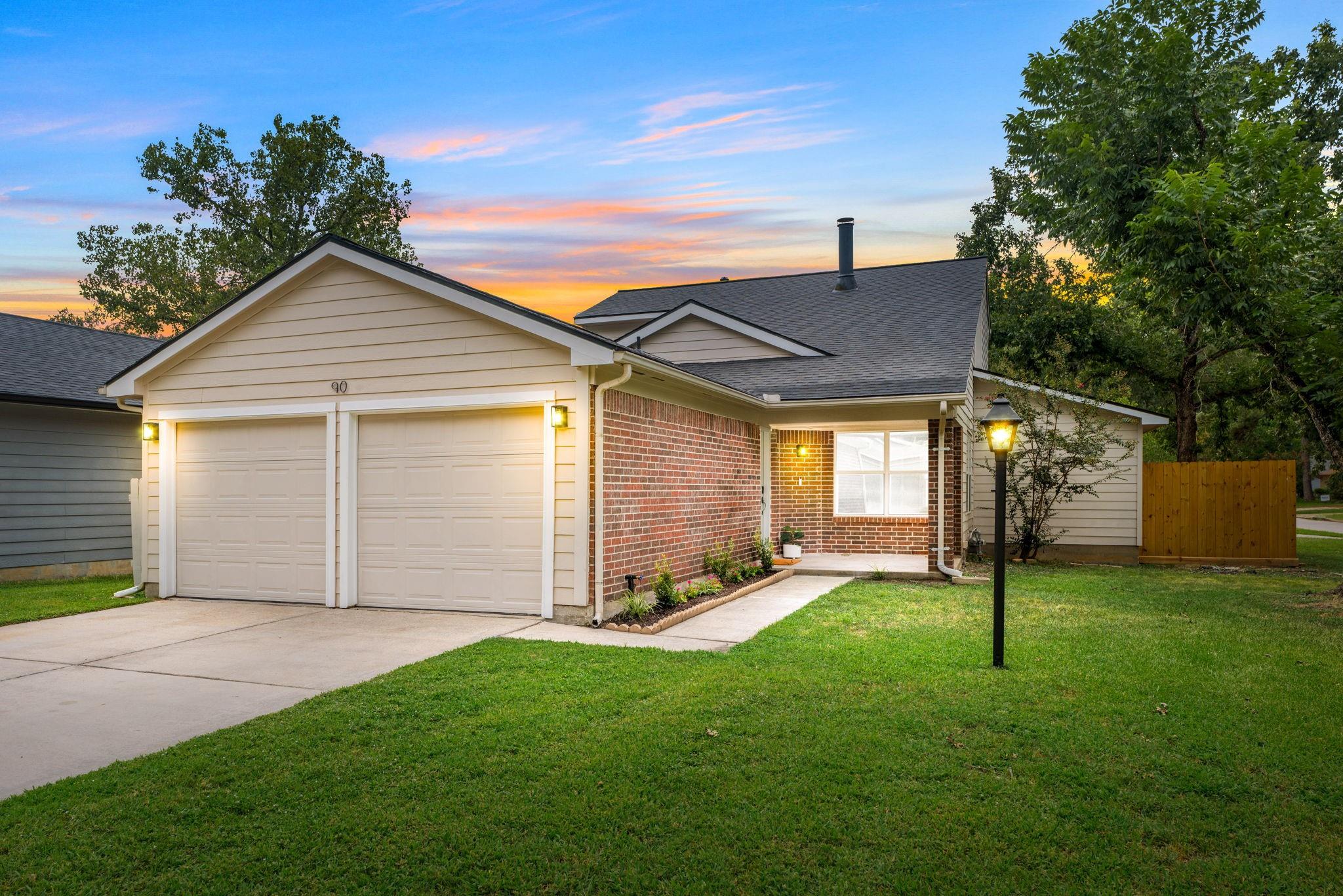 90 W High Oaks Circle