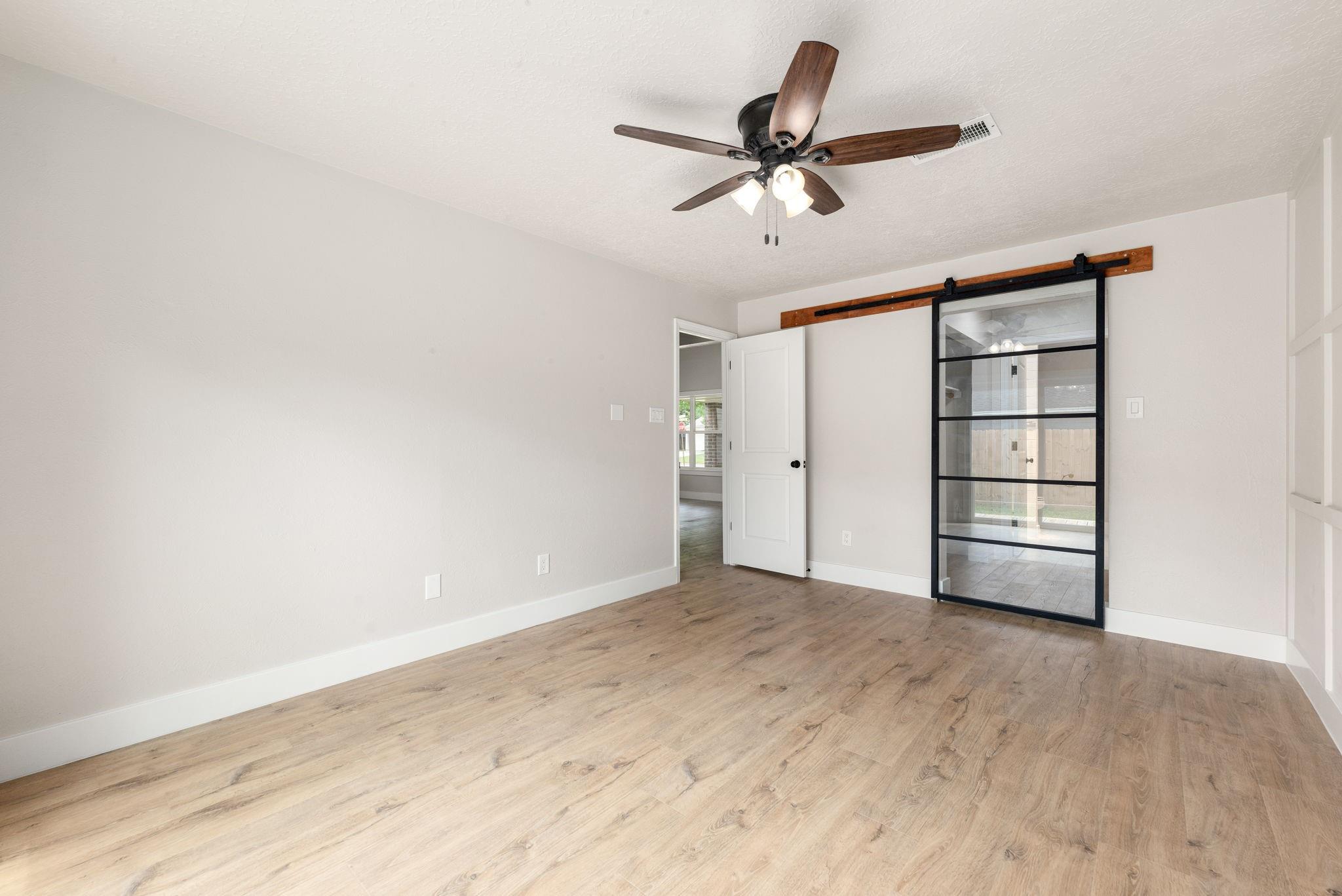 90 W High Oaks Circle