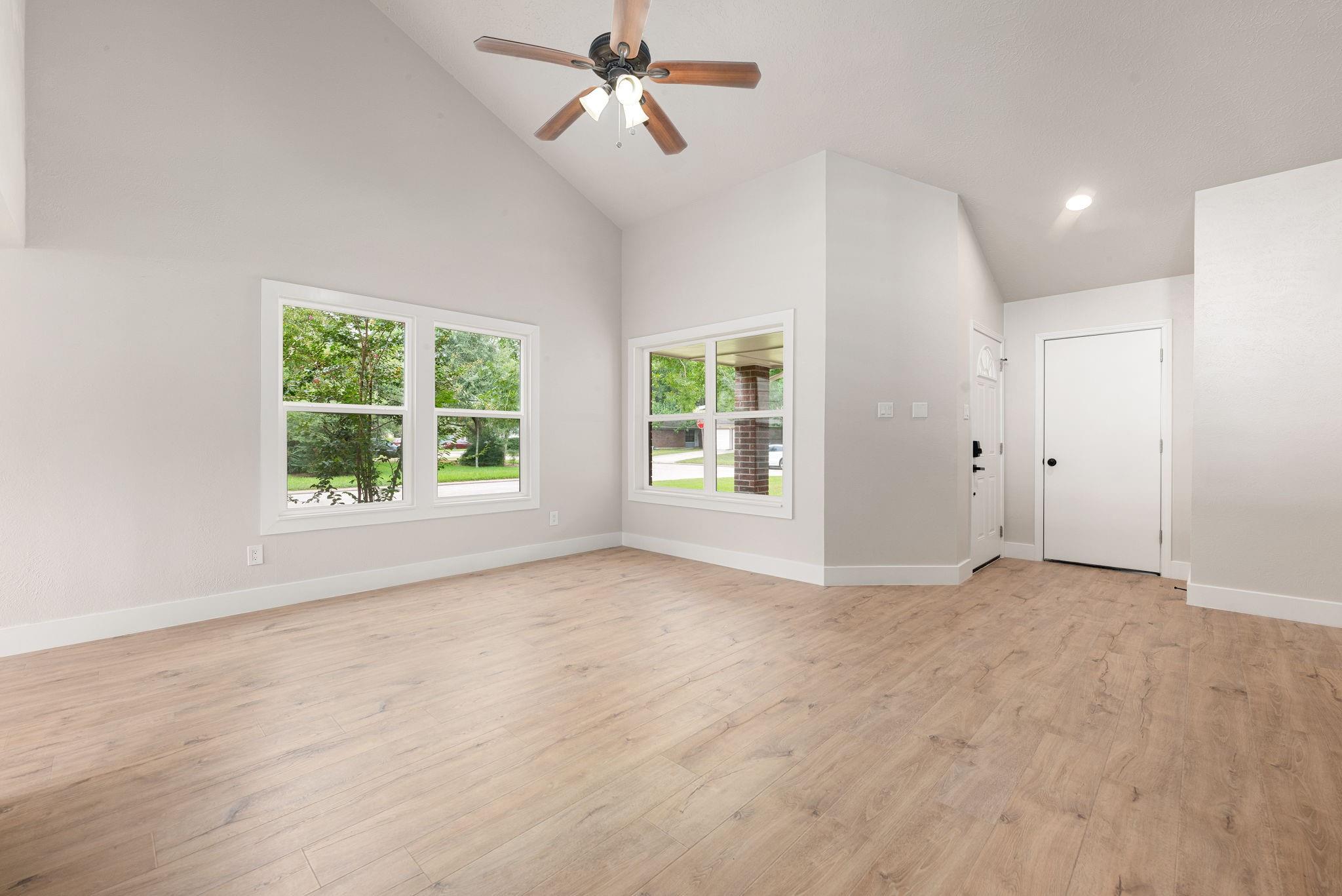 90 W High Oaks Circle