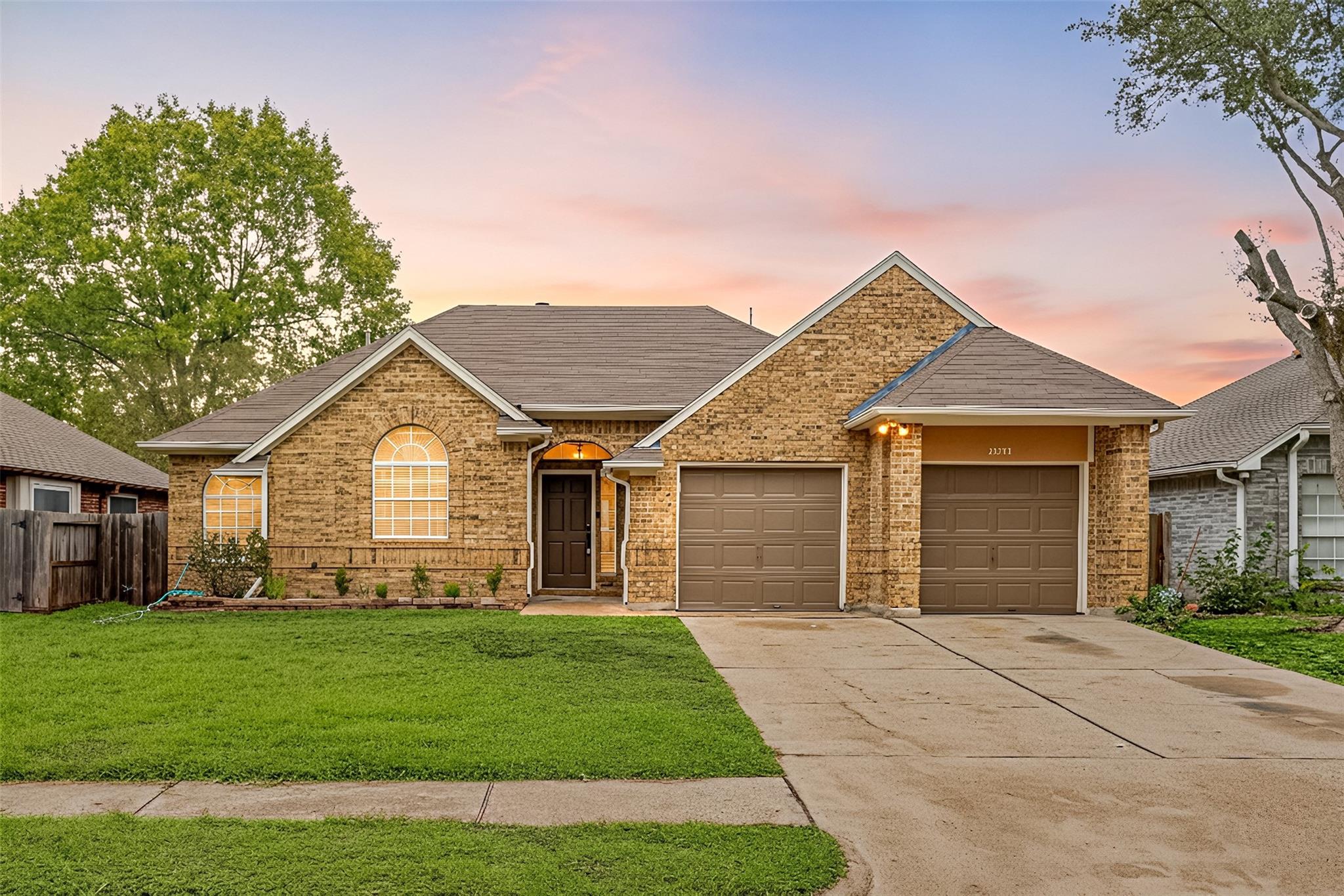 13735 Sablegarden Lane