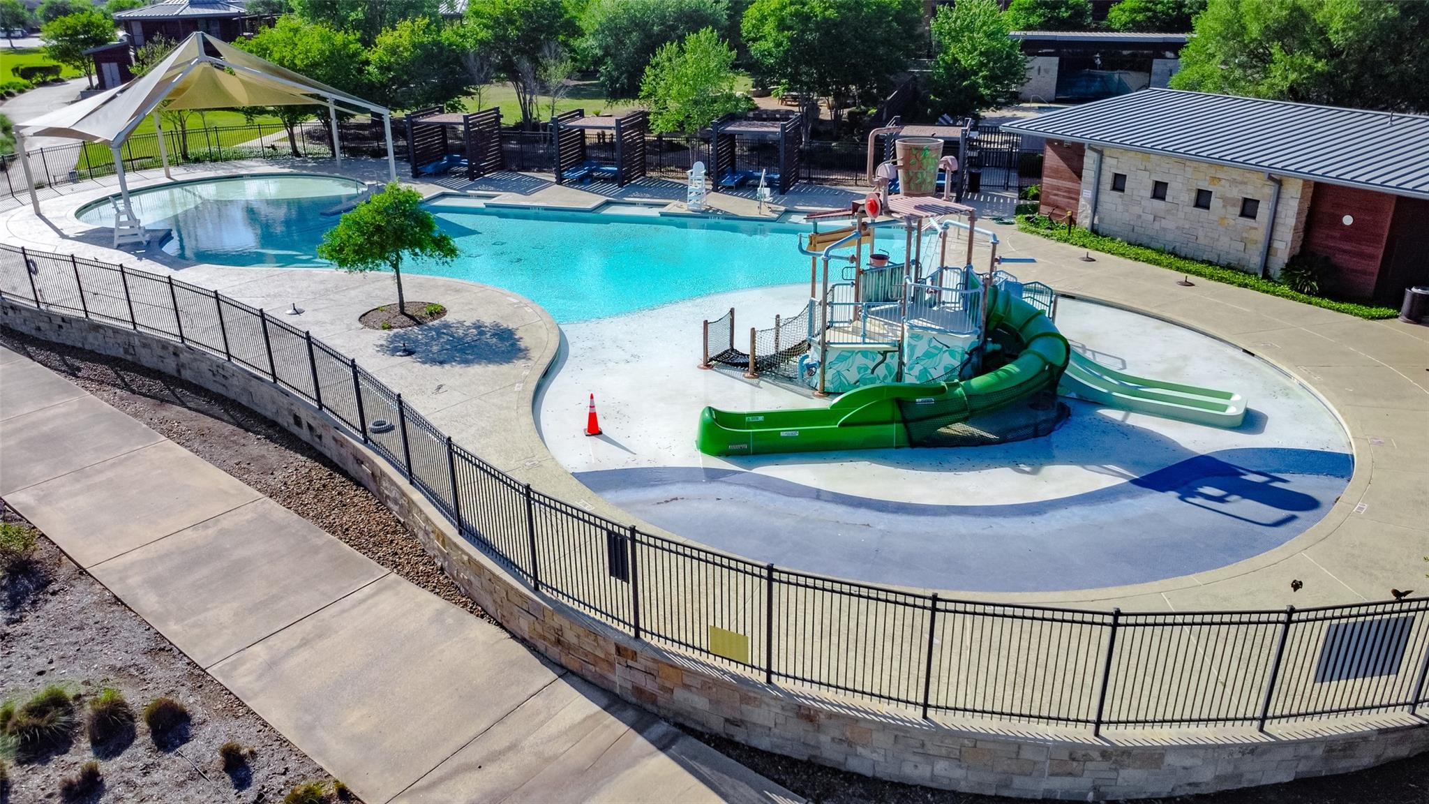 7606 Redwoods Forest Drive