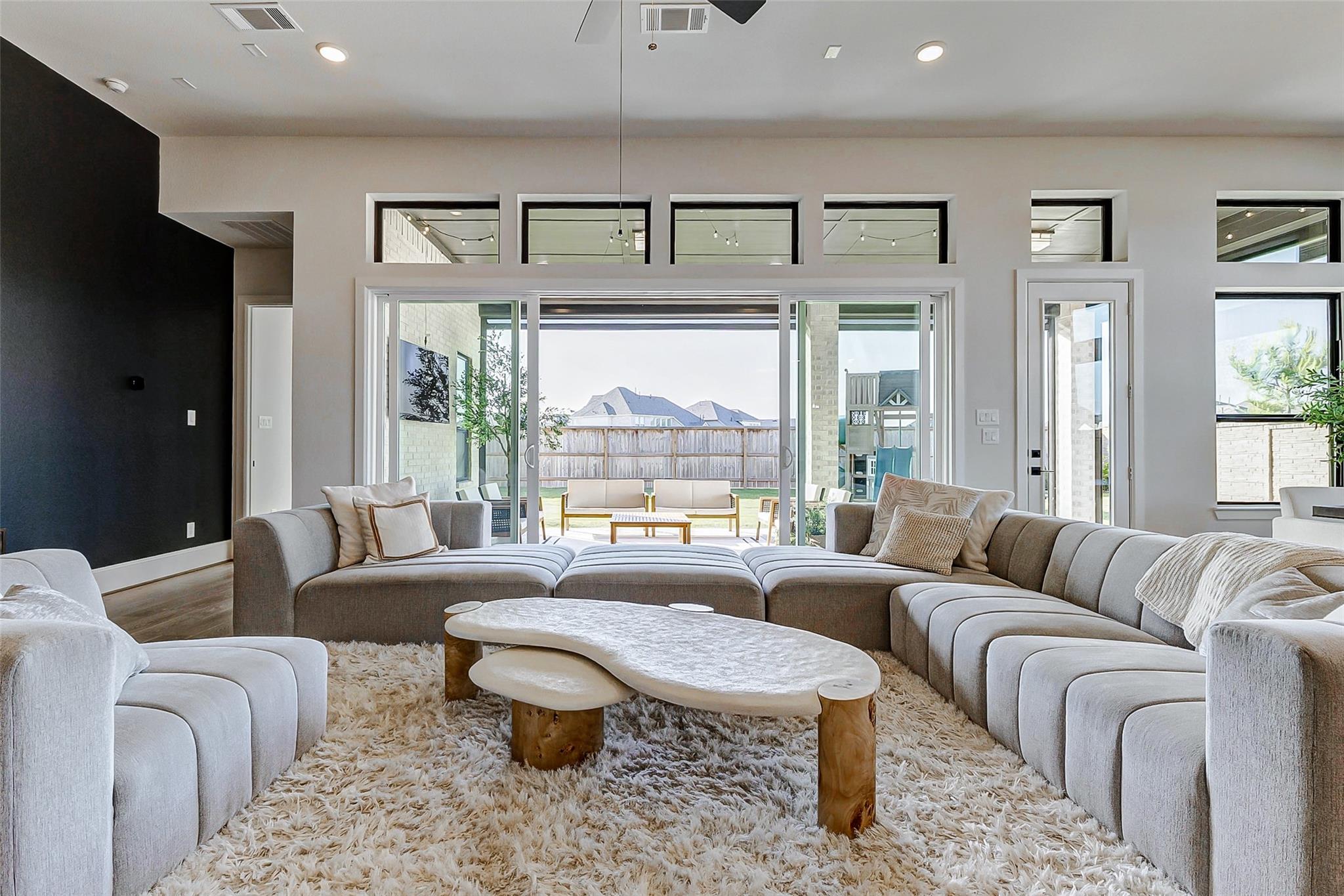 7606 Redwoods Forest Drive