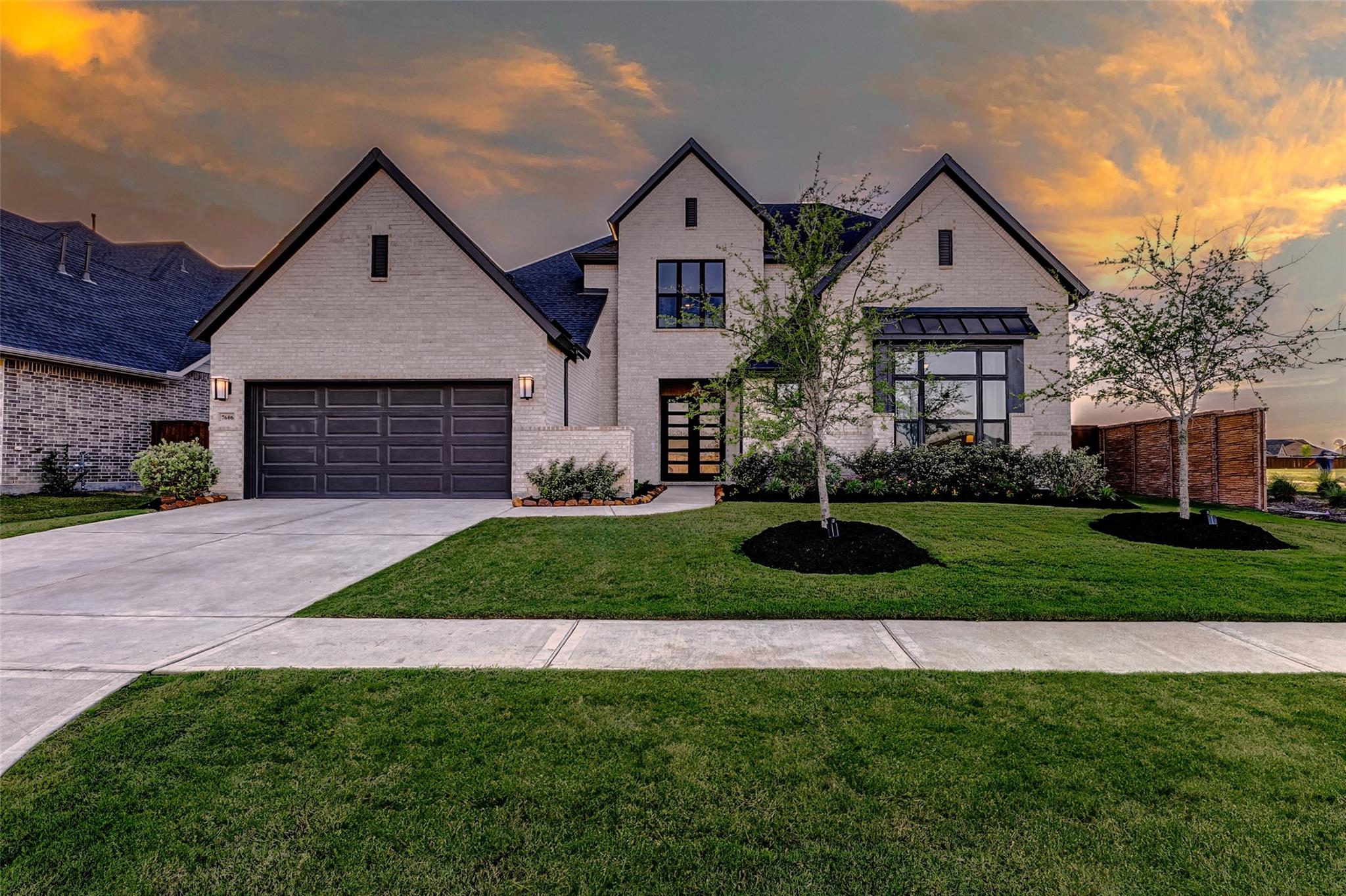 7606 Redwoods Forest Drive