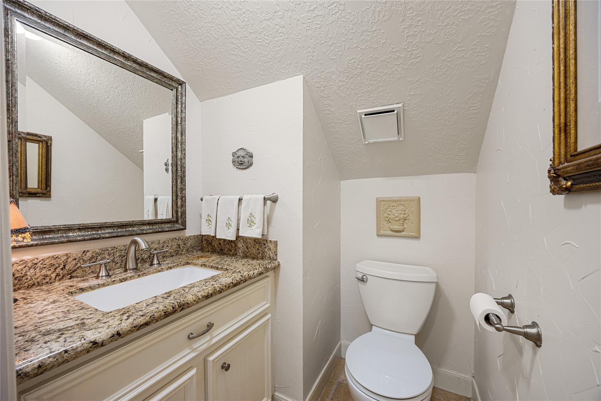 8631 Asprey Court