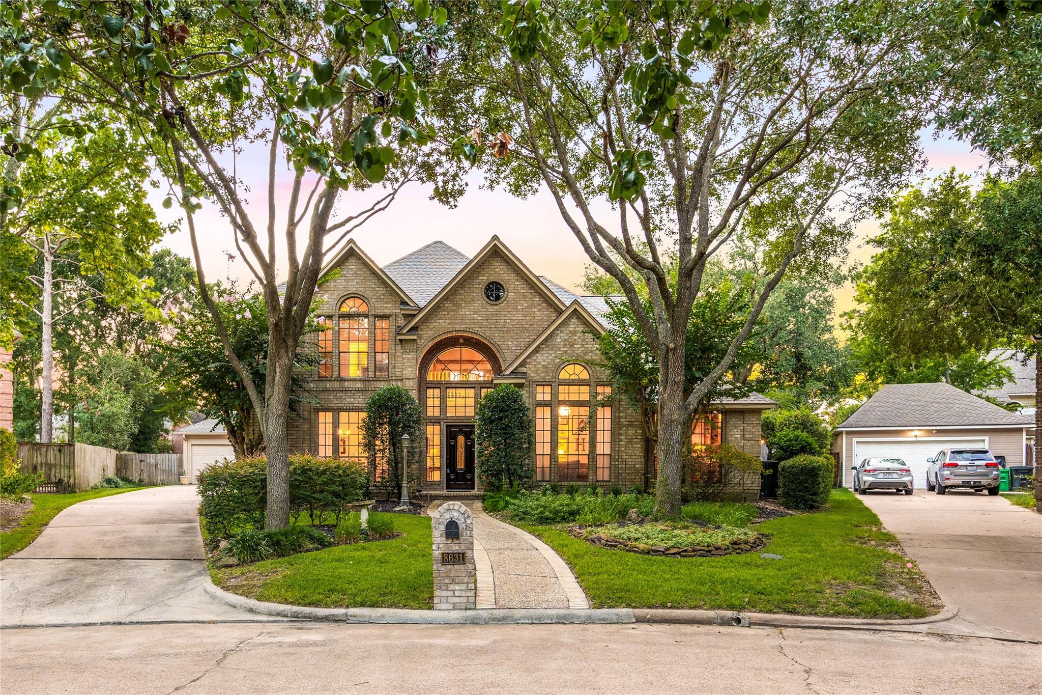 8631 Asprey Court