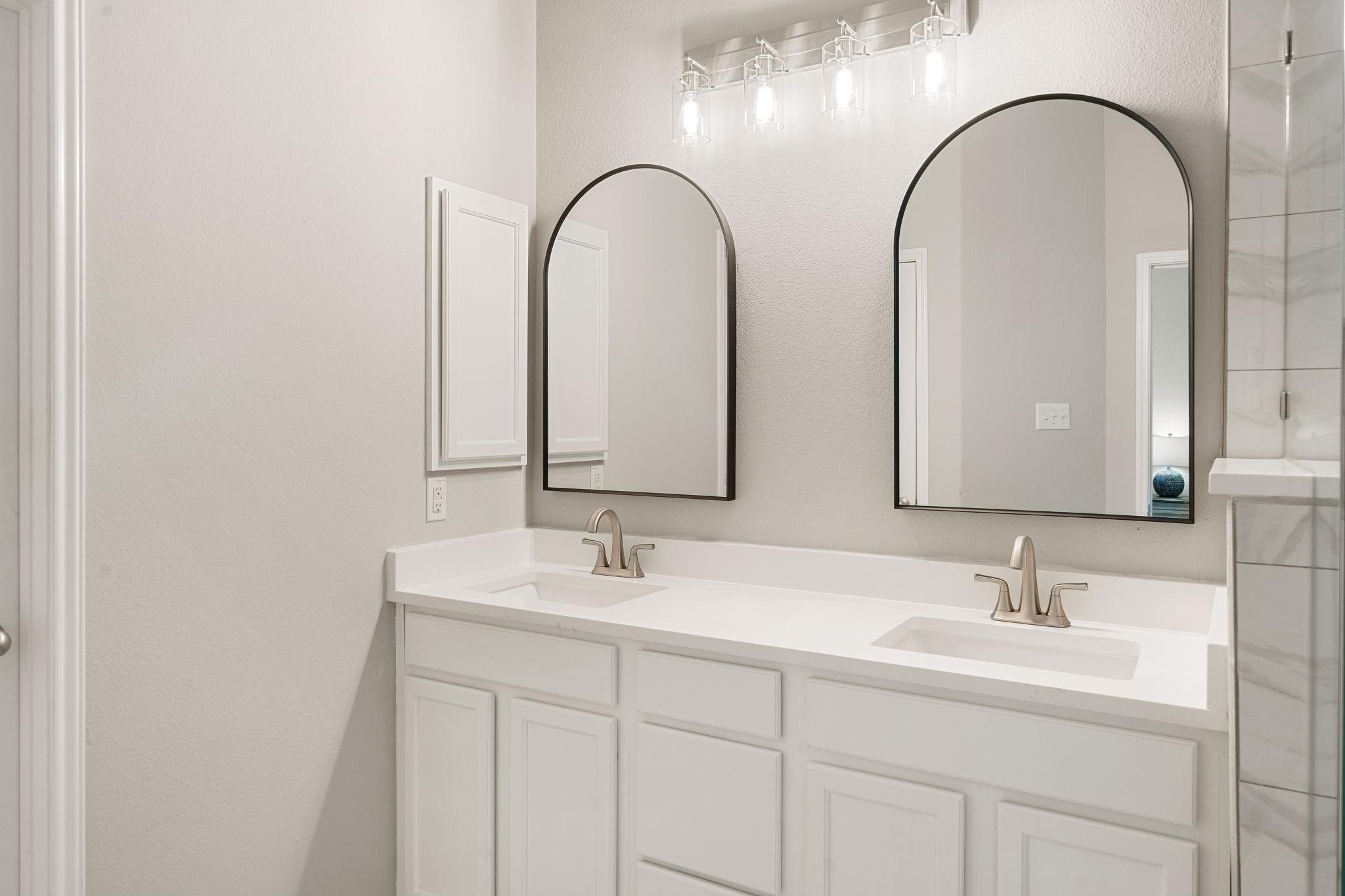 9207 Gilbert Hollow Drive