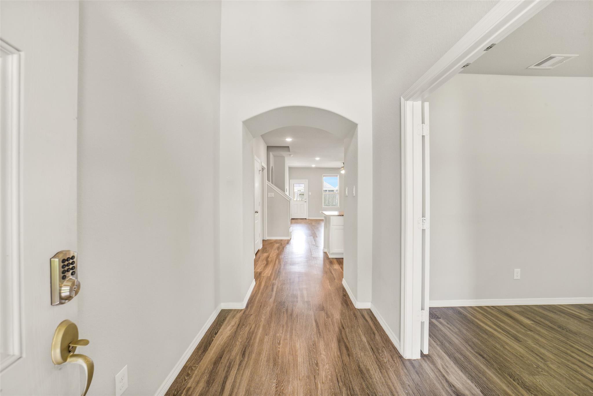 8506 Lagosta Lane