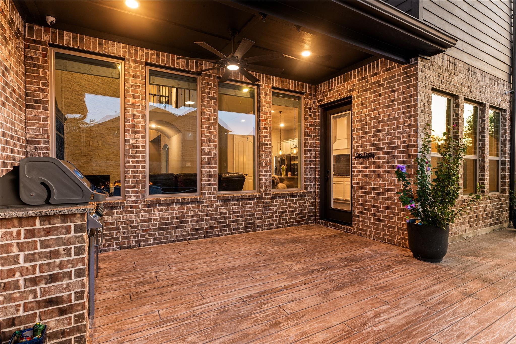 2307 Piney Creek Drive