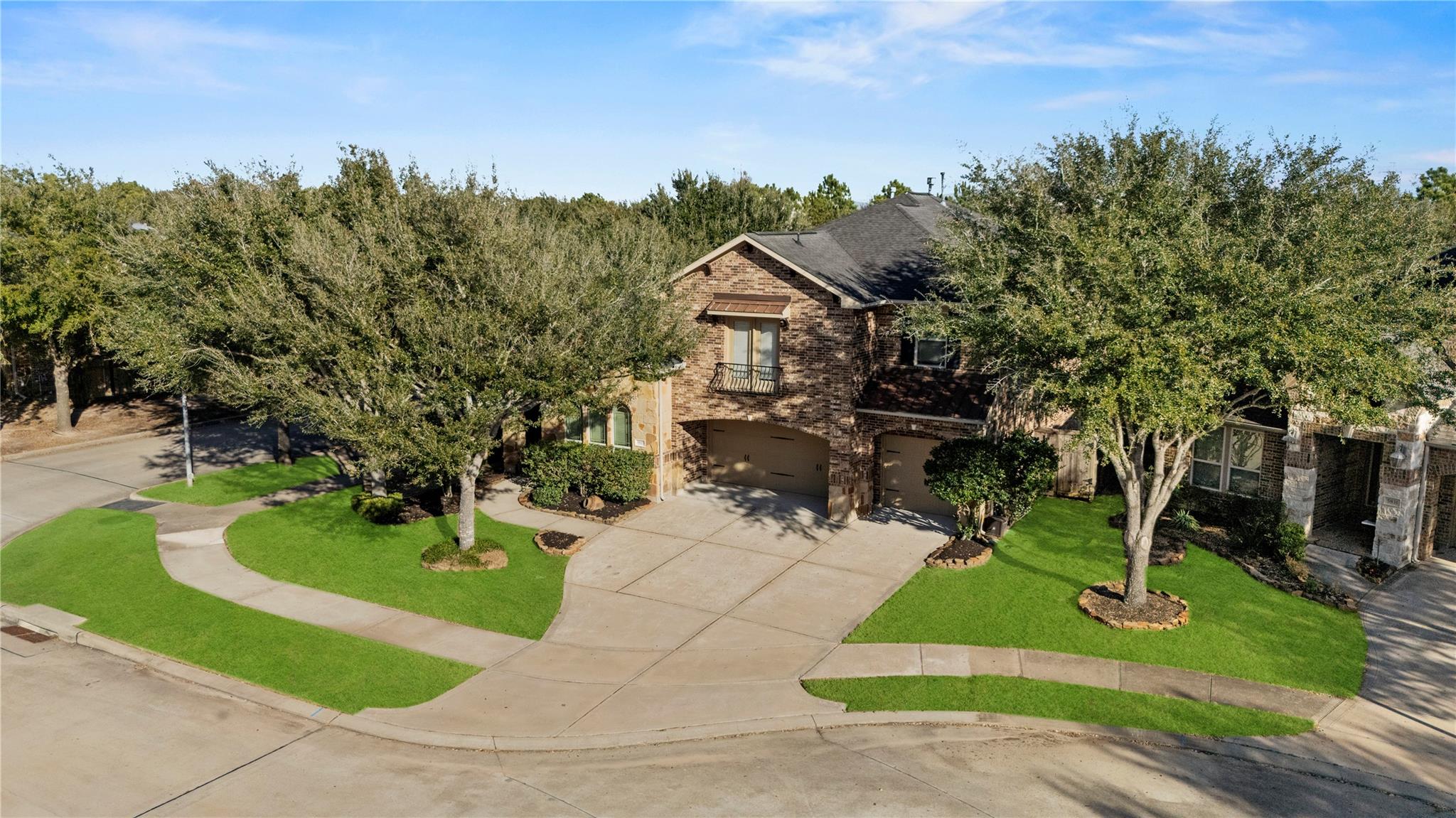 5827 Amherst Farms Lane