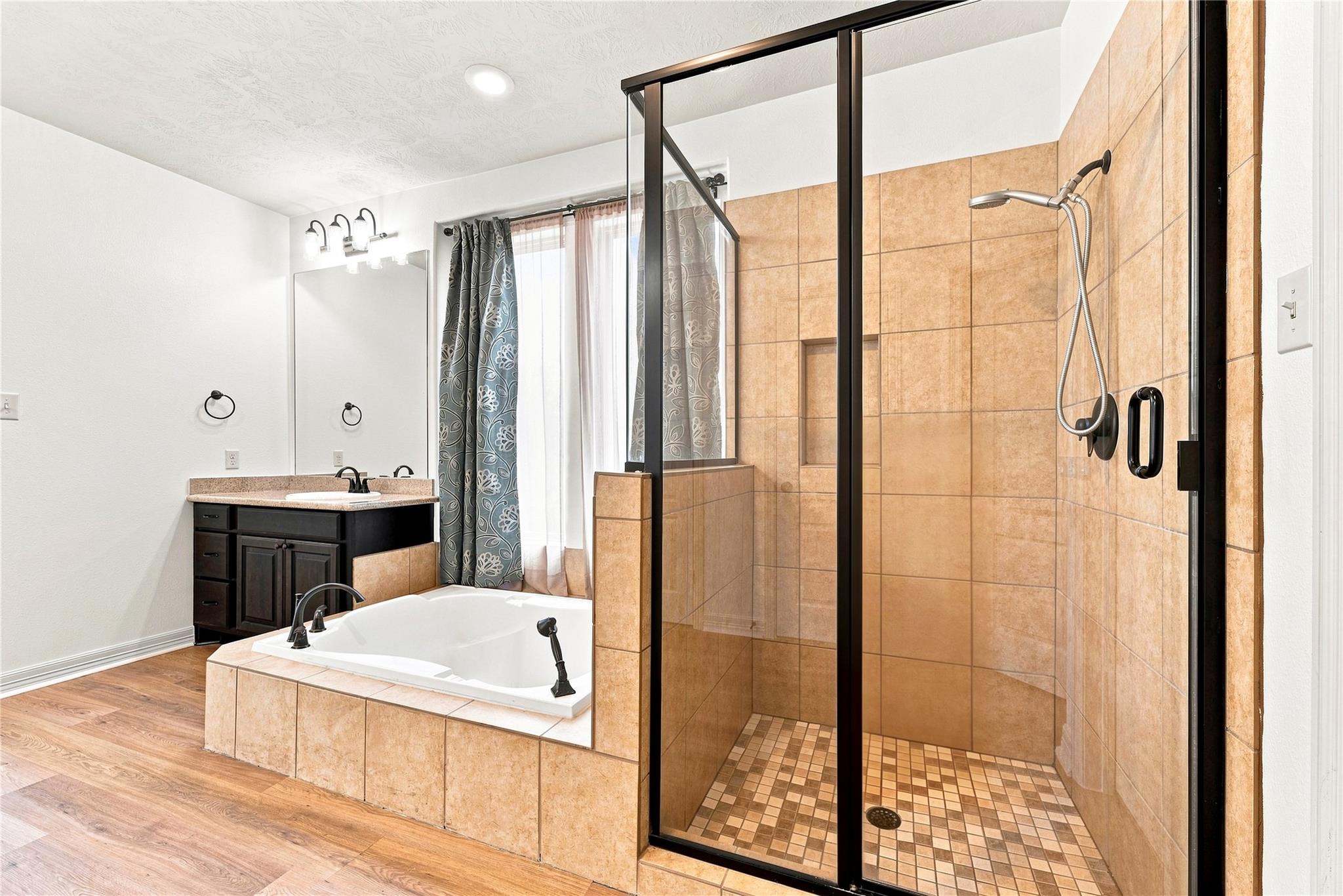 5827 Amherst Farms Lane