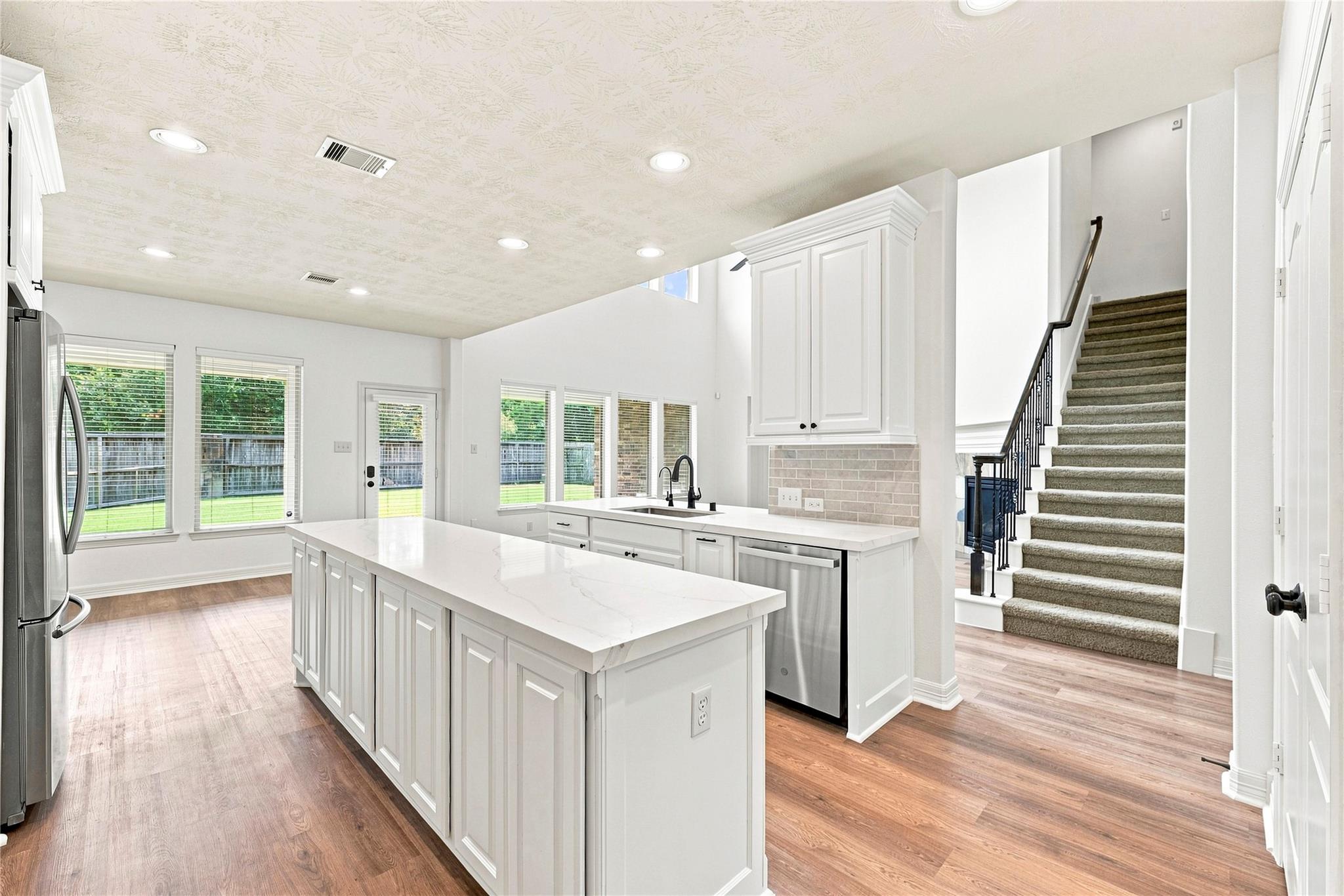 5827 Amherst Farms Lane